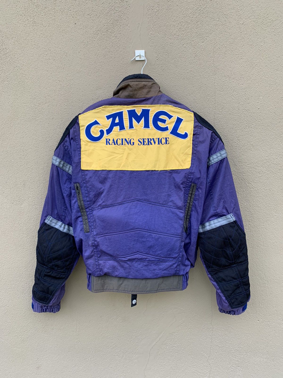 Vintage Vintage 90s GoldWin Camel Racing Jacket Size US L / EU 52-54 / 3 - 1 Thumbnail