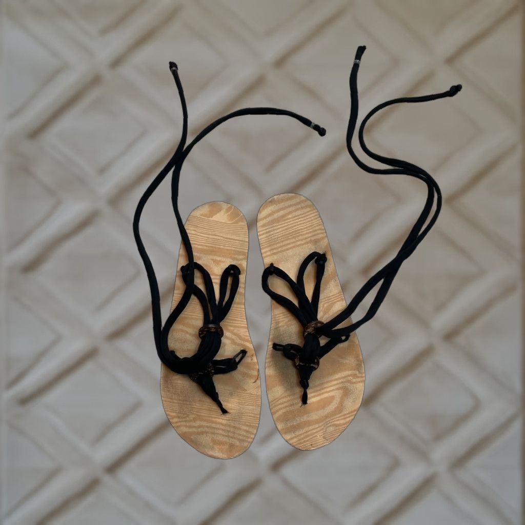 Vintage Unbranded Sandals Womens 8.5 Brown Strappy Faux Leather Comfort Flat Slip On Beach Size US 8.5 / IT 38.5 - 1 Thumbnail