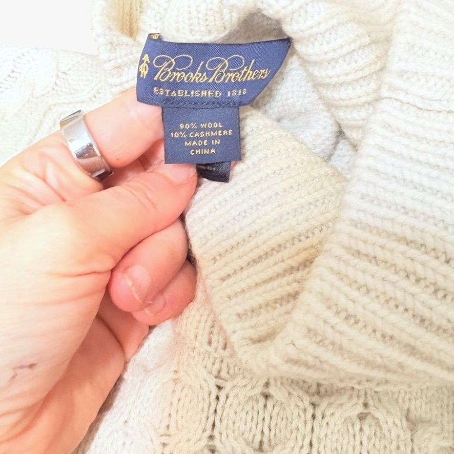 Brooks Brothers Brooks Brothers Wool Cashmere Sweater Poncho M Cream Cablekn Size M / US 6-8 / IT 42-44 - 3 Thumbnail