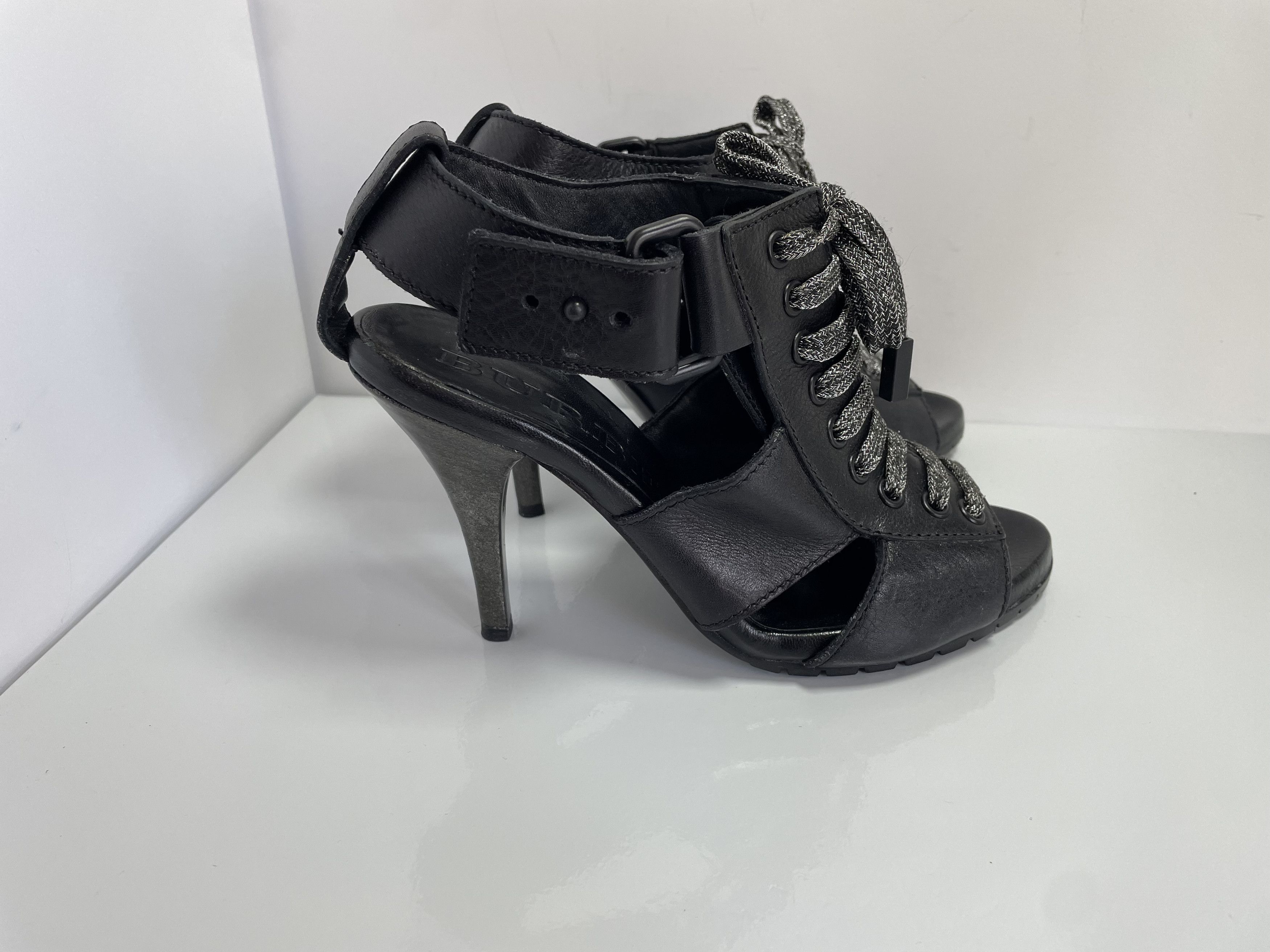 Burberry Burberry leather sandals vintage Size US 7 / IT 37 - 2 Thumbnail