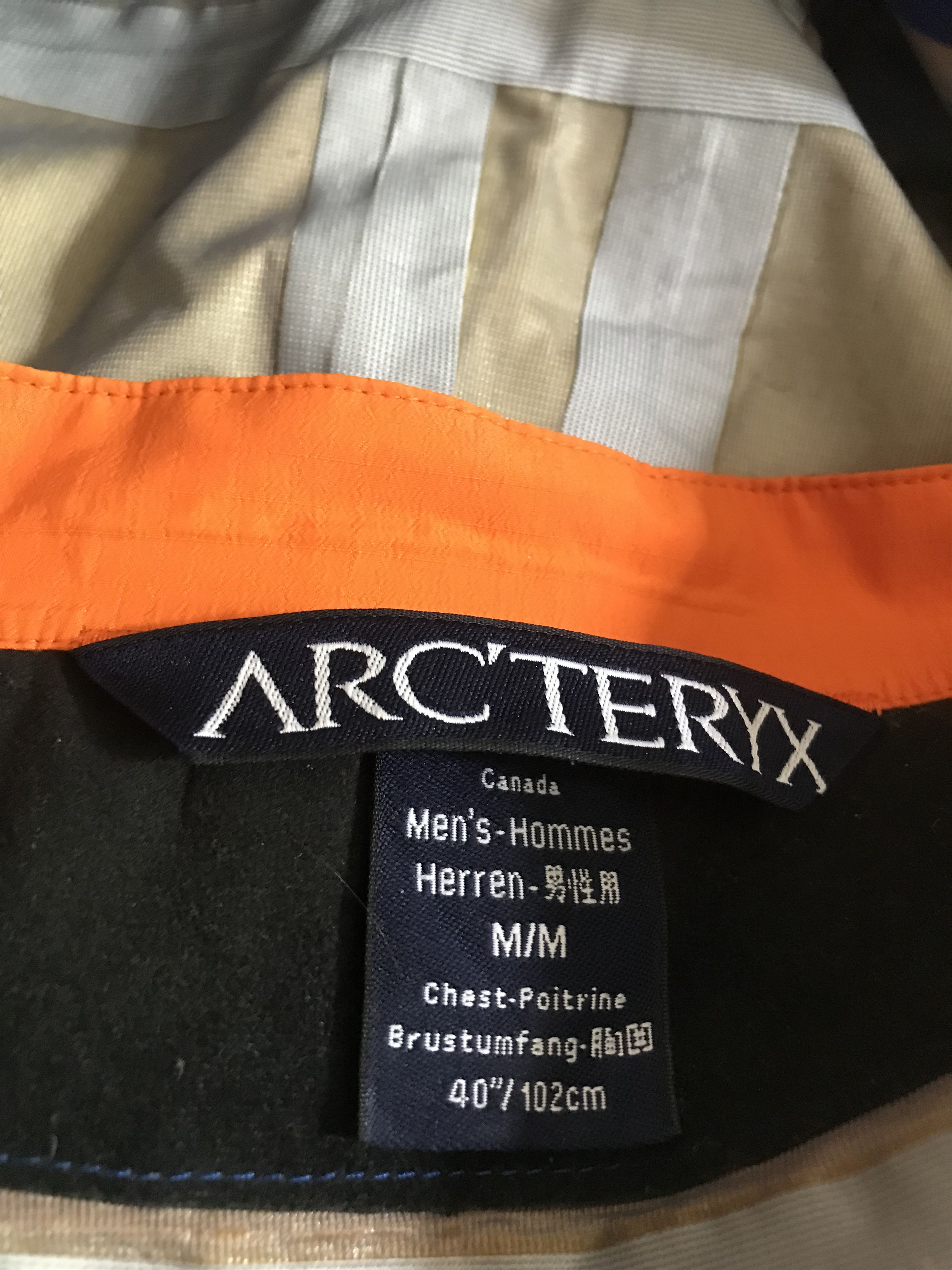 Arc'teryx × Beams Plus 2006 - 30th Anniversary Arc’teryx Beams Theta AR & Bag Size US M / EU 48-50 / 2 - 5 Thumbnail