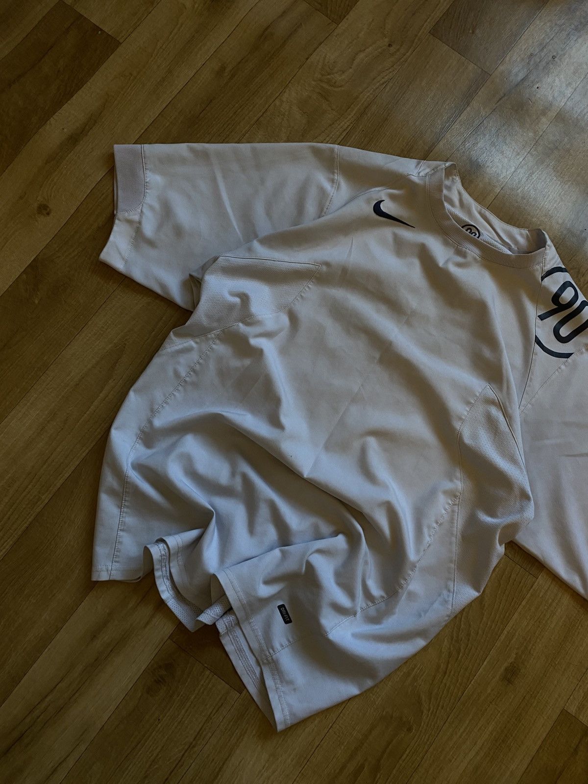 Nike × Vintage Nike Dri-Fit Training Top “90” – Minimal Tech Aesthetic Size US M / EU 48-50 / 2 - 3 Thumbnail