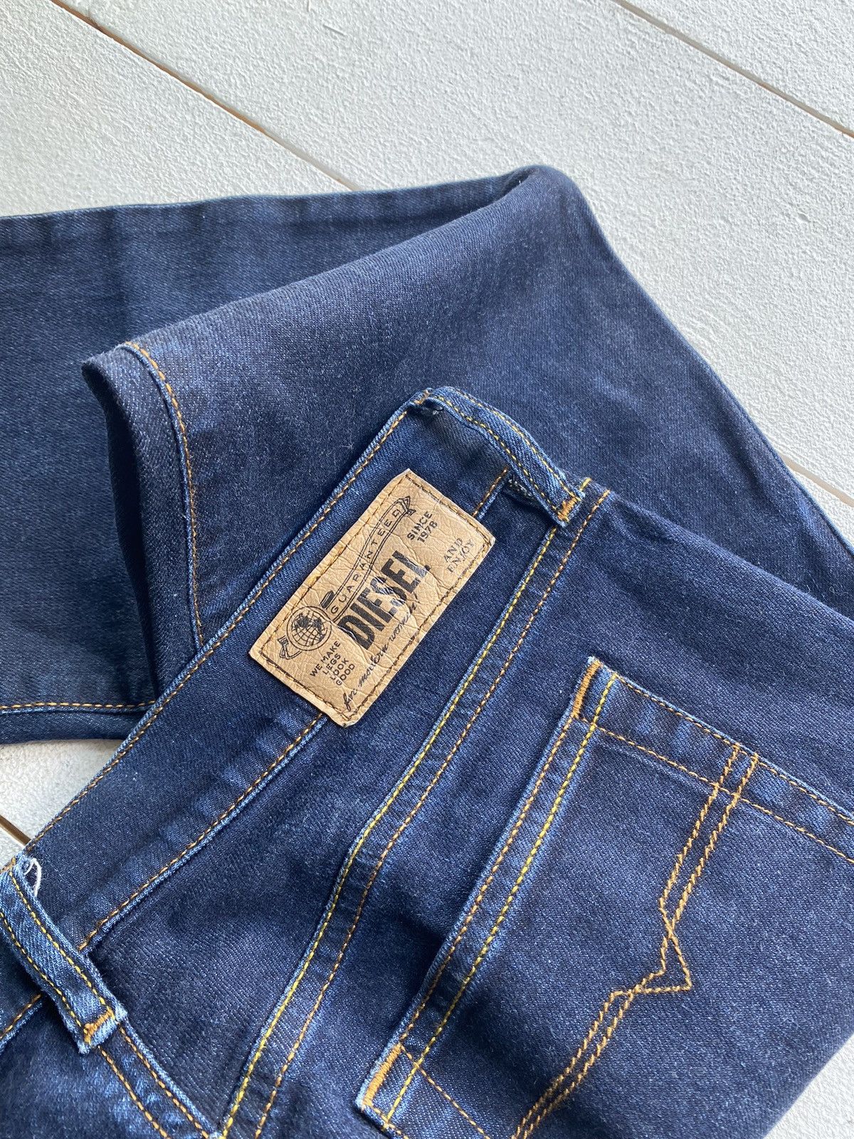 Diesel × Vintage 🔥Gothic Diesel Regular Slim Bootcut Flared Jeans Womens 27 Size 27" / US 4 / IT 40 - 7 Thumbnail
