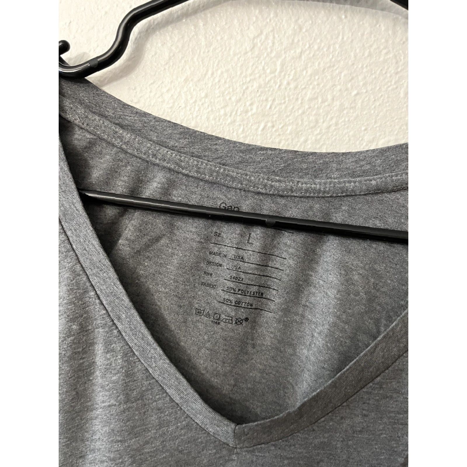 Gap GAP Women's V-Neck T-Shirt Gray Size Large NYC Ball Size L / US 10 / IT 46 - 4 Thumbnail
