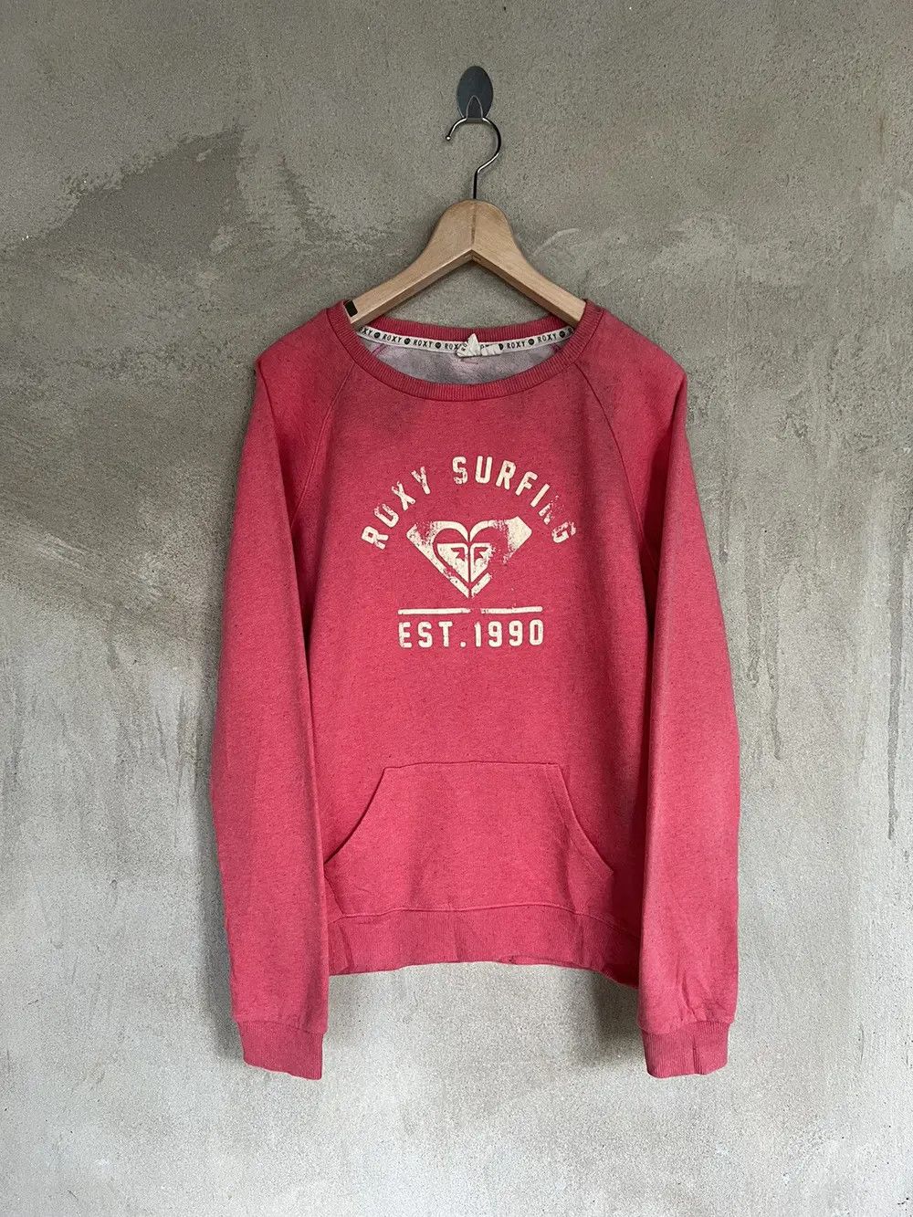 Vintage Vintage Roxy Surfing Spell Out Sweatshirt Size M / US 6-8 / IT 42-44 - 2 Thumbnail