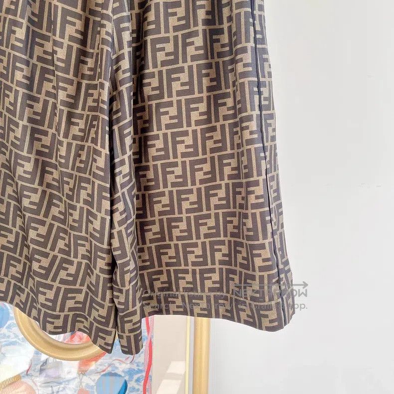 Fendi Fendi Monogrammed Floral Print Silk Shorts Size 25" / US 0 / IT 36 - 4 Thumbnail