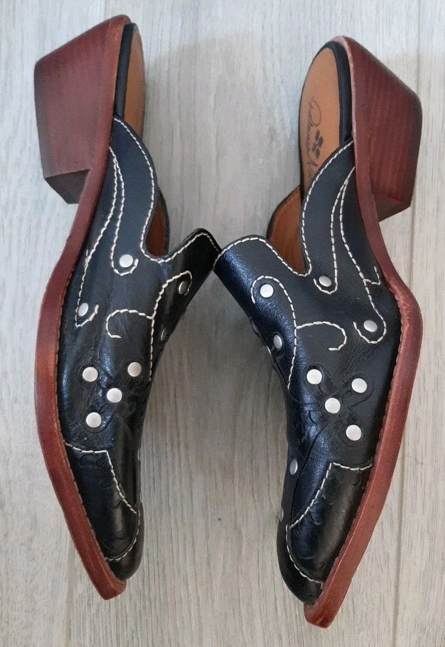 Patricia Nash Patricia Nash Leather Slip on Mules Western Studs Size US 7 / IT 37 - 7 Thumbnail