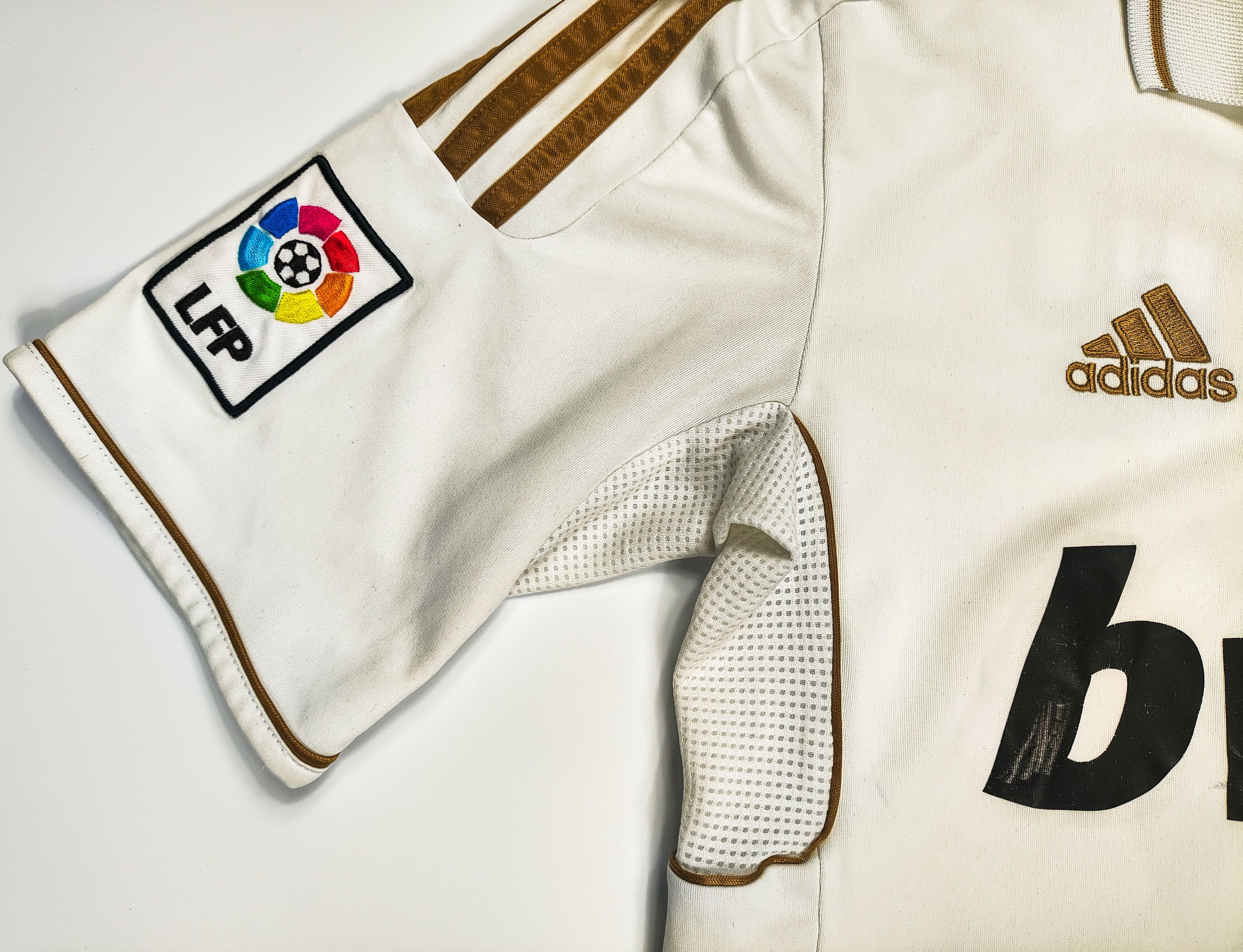 Adidas Ronaldo #7 Real Madrid 2011 2012 Adidas Home Shirt Kit Bwin Size US S / EU 44-46 / 1 - 14 Thumbnail