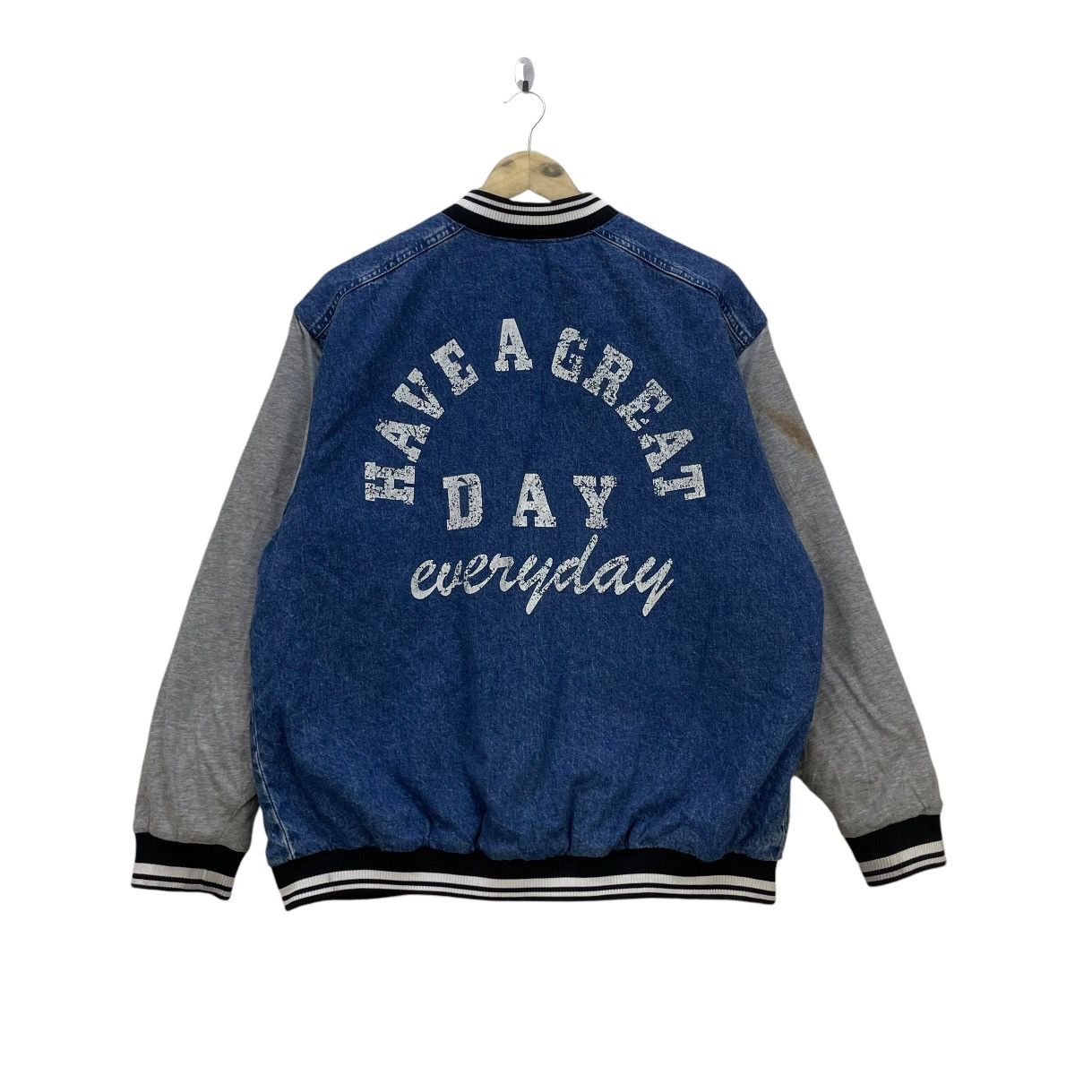 Japanese Brand Everyday Have A Great Day Bomber Denim Varsity Jacket Size US M / EU 48-50 / 2 - 1 Thumbnail