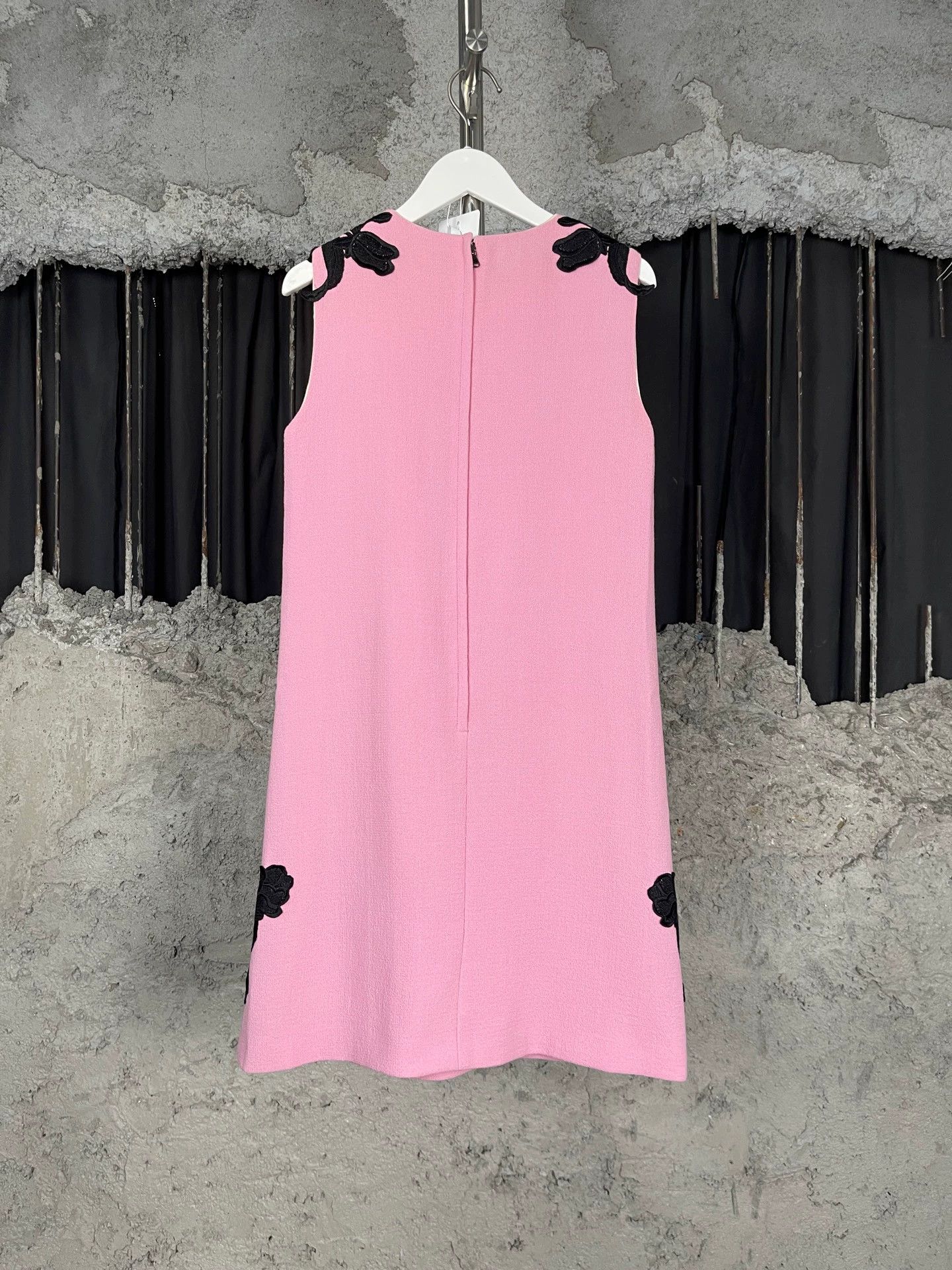 Dolce & Gabbana Dolce & Gabbana Embellished Women's Dress 38 New Size XS / US 0-2 / IT 36-38 - 2 Thumbnail