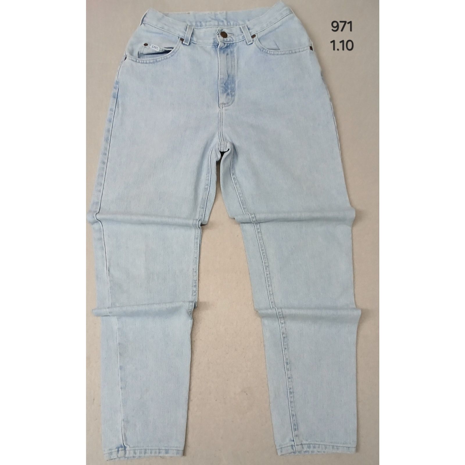 Lee Lee (8L) Vintage Tapered Leg Light Denim Jeans Size 30" / US 8 / IT 44 - 1 Thumbnail