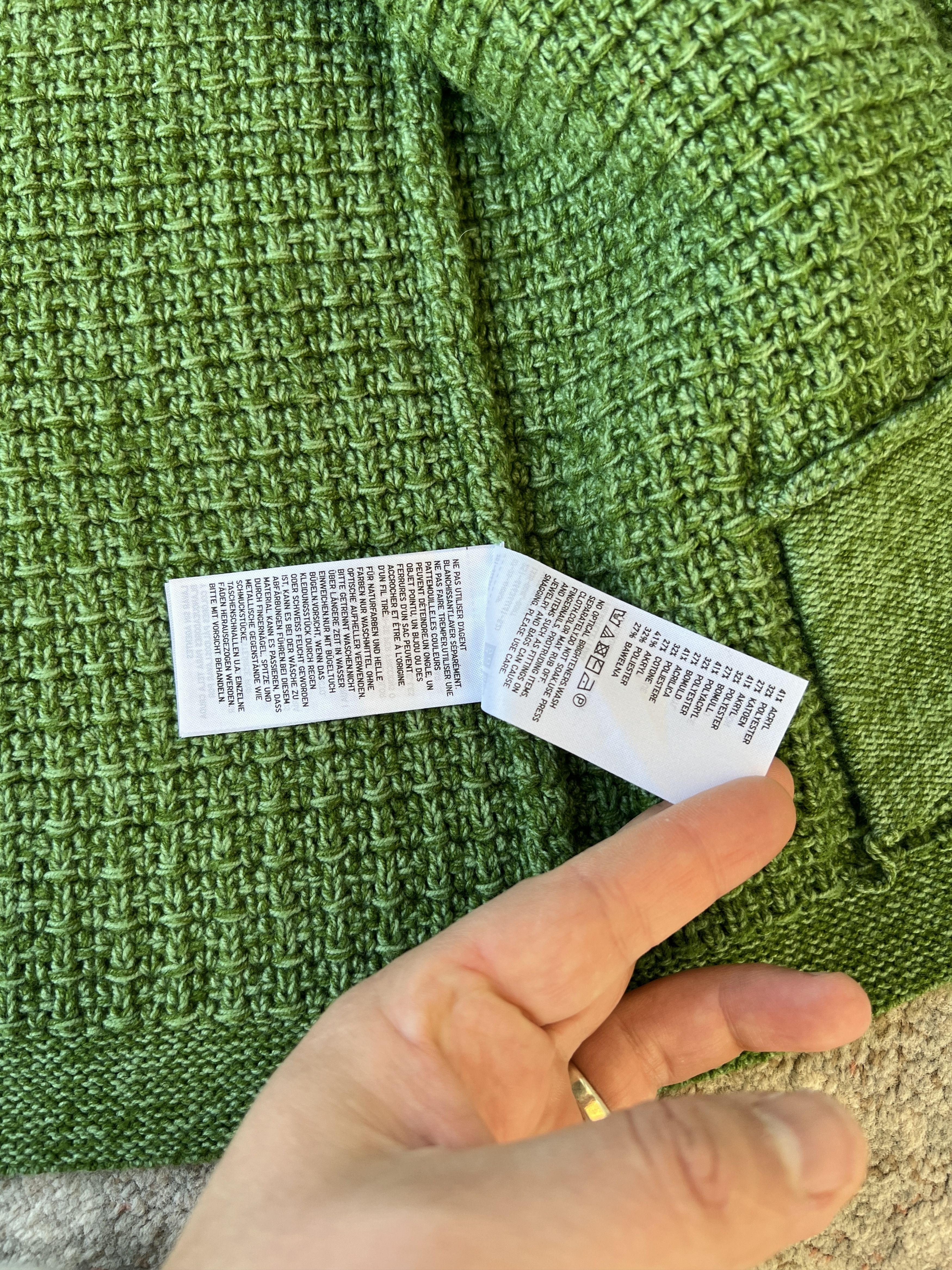 Uniqlo Uniqlo Sweater Size L / US 10 / IT 46 - 5 Thumbnail