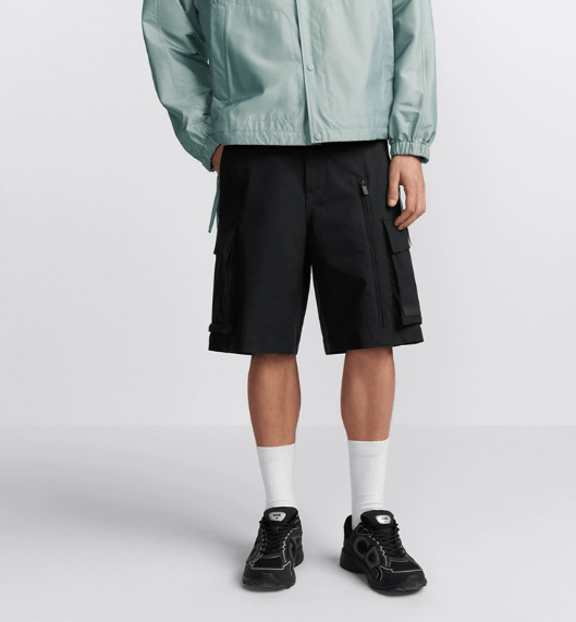 Dior o1w1db11225 493C15 Cargo Bermuda Short in Black Size US 36 / EU 52 - 5 Thumbnail