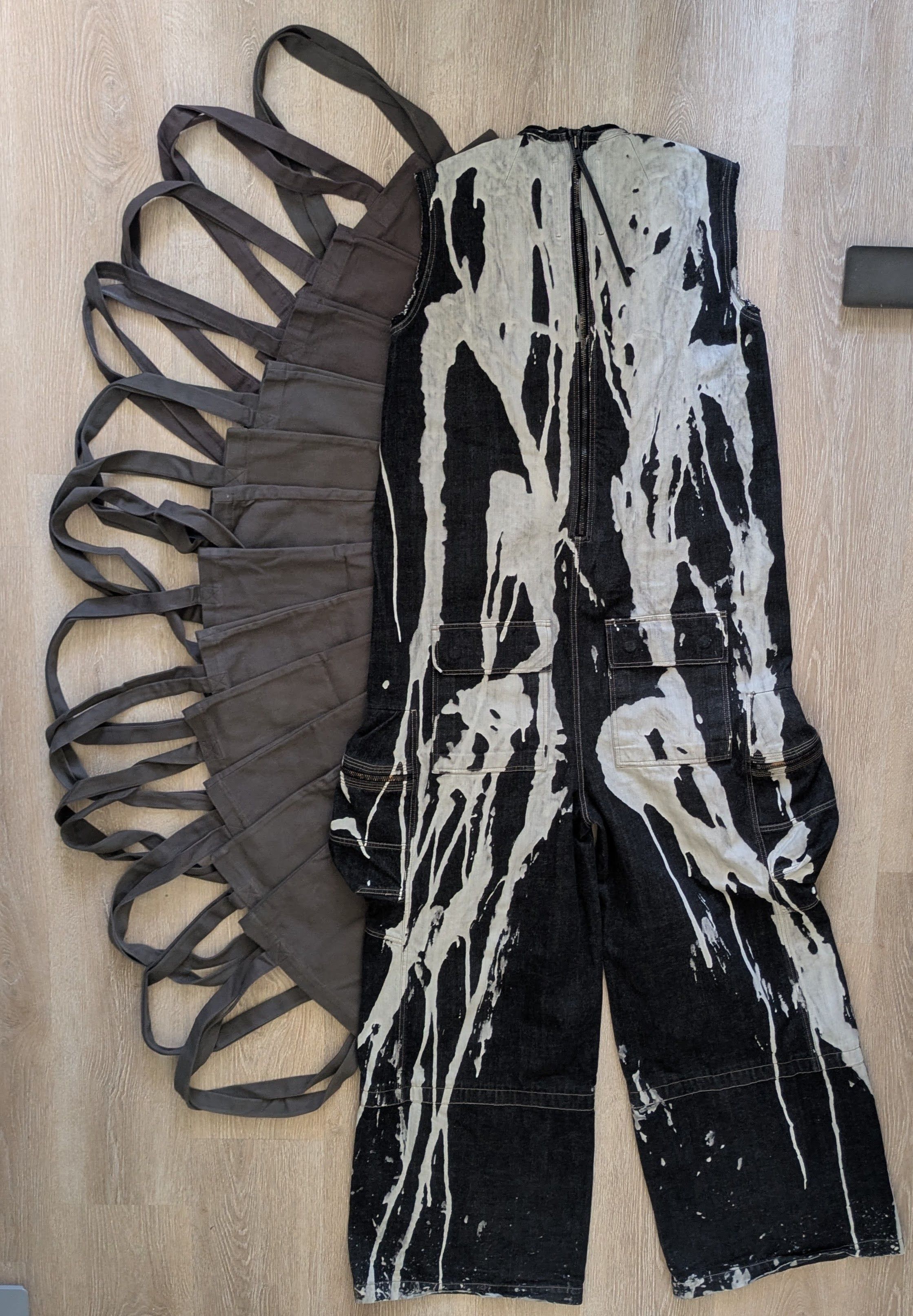 Rick Owens Rick Owens FW16 Mastodon Runway Vomit Bodybag Size US 34 / EU 50 - 2 Thumbnail