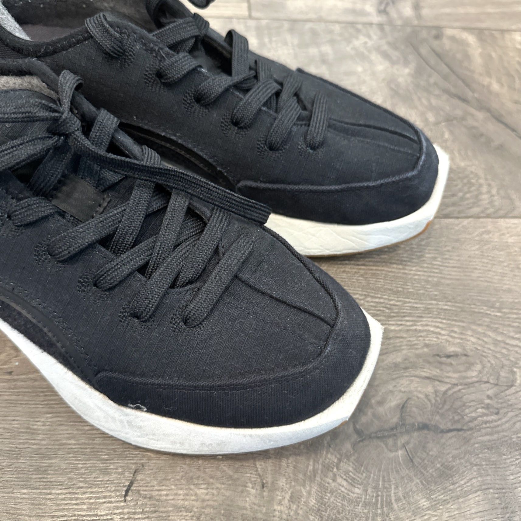 Allbirds VINTAGE? No. Allbirds Risers Sneakers Men Black Size 9 Casual Shoe, Organic Cotton, Comfort, Men’s Footwear Size US 9 / EU 42 - 2 Thumbnail