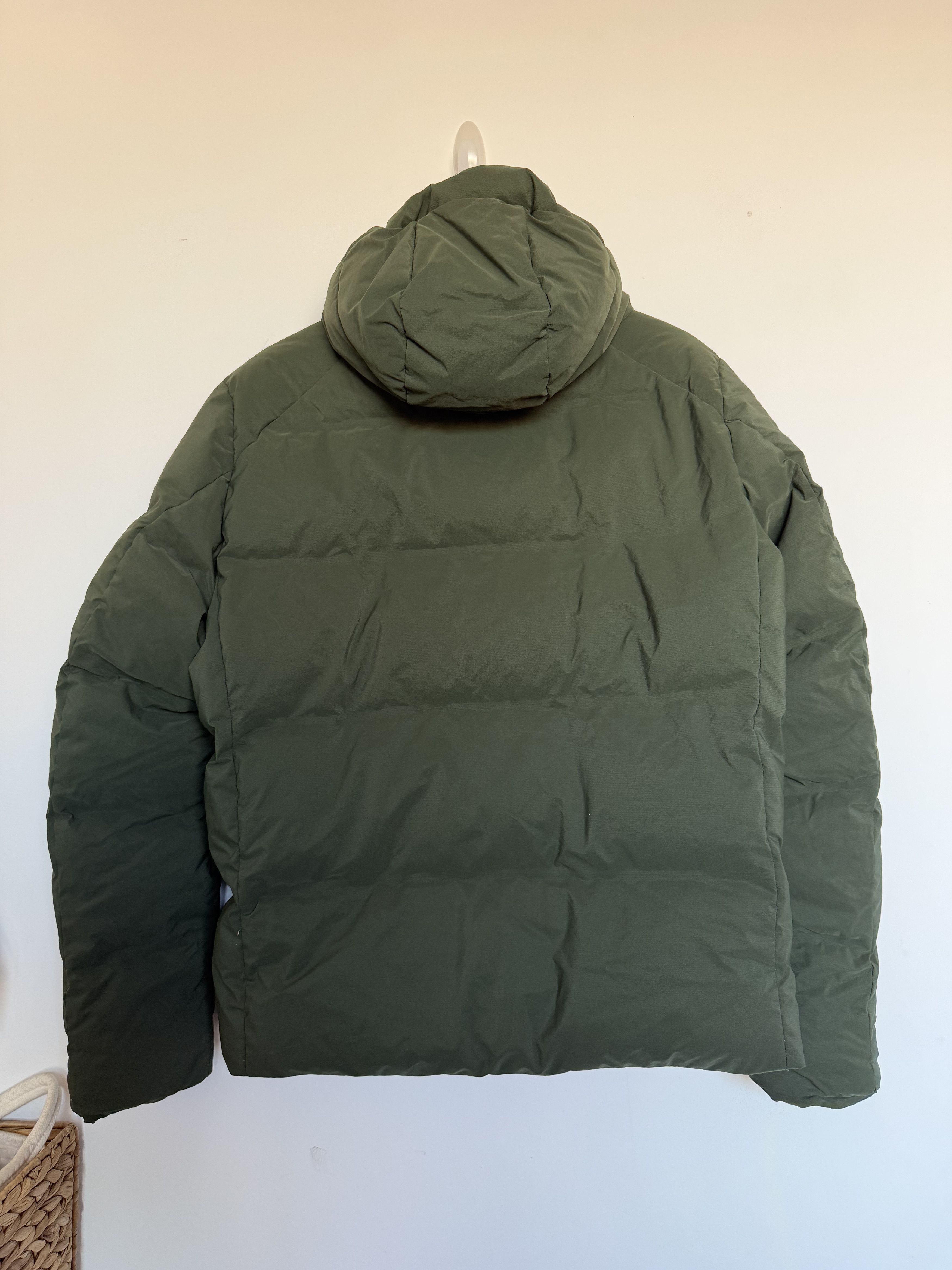Uniqlo Uniqlo Seamless Down Parka 3D Cut Olive Green Puffer L Size US L / EU 52-54 / 3 - 3 Thumbnail