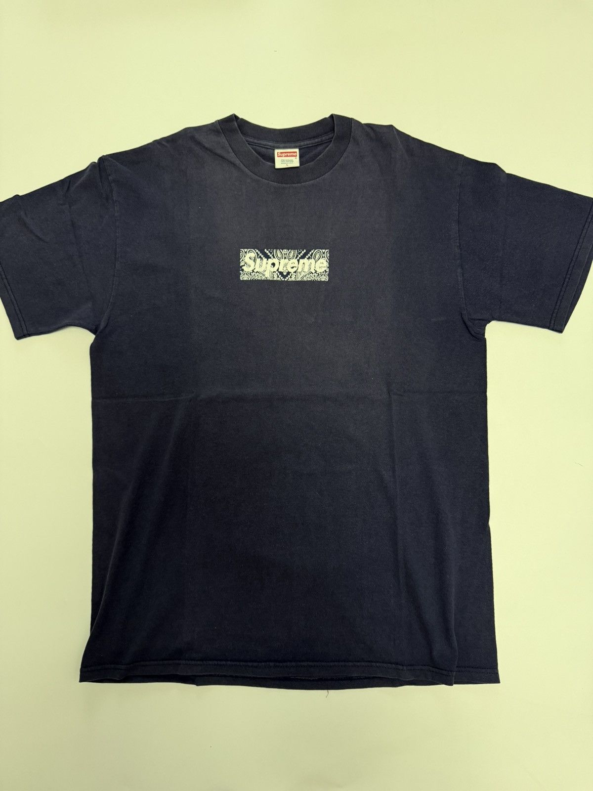 Supreme Supreme 2001 paisley bandana box logo tee navy Size US L / EU 52-54 / 3 - 3 Thumbnail
