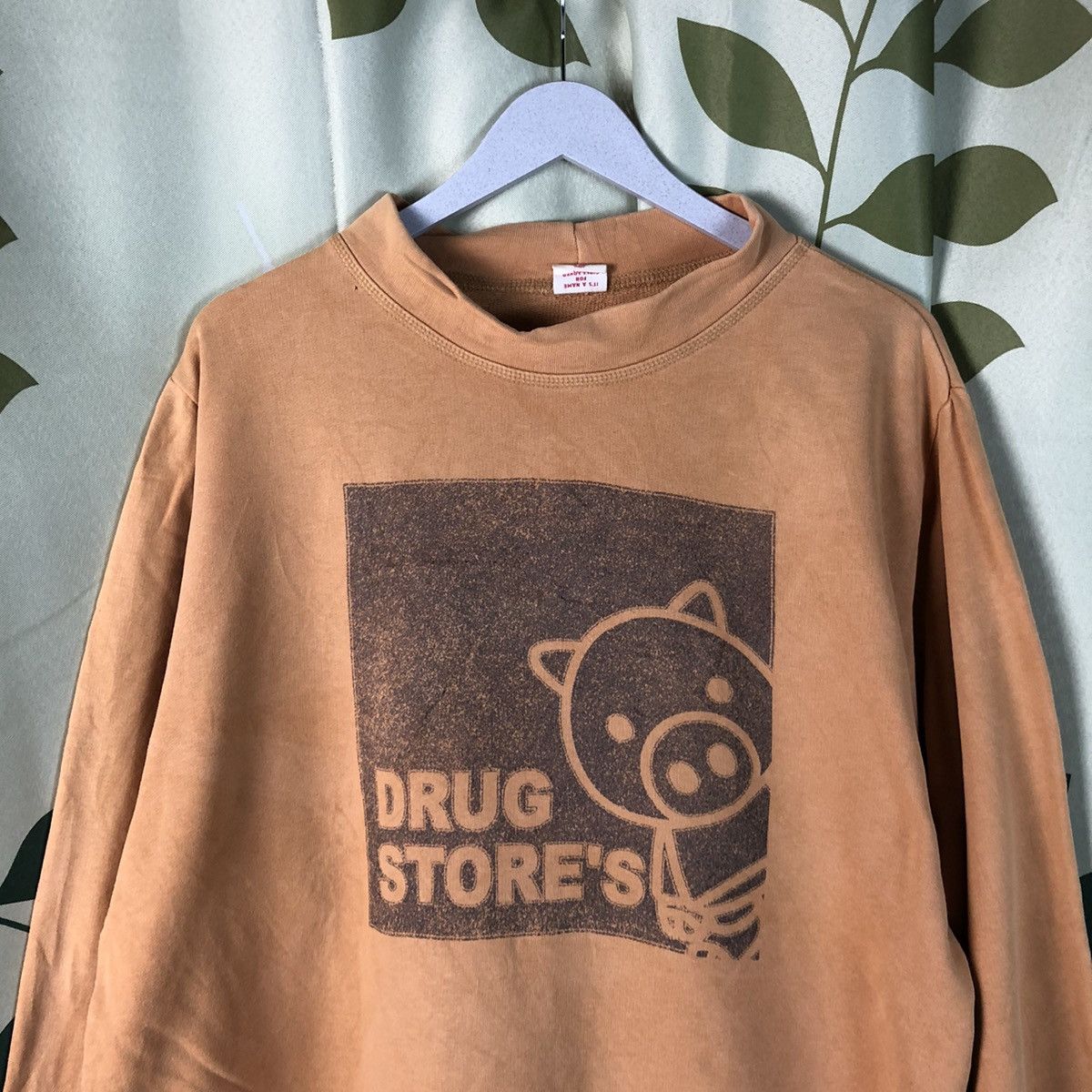 Japanese Brand Drug Stores pig Brown Sweatshirt #7423 Size US XL / EU 56 / 4 - 5 Thumbnail