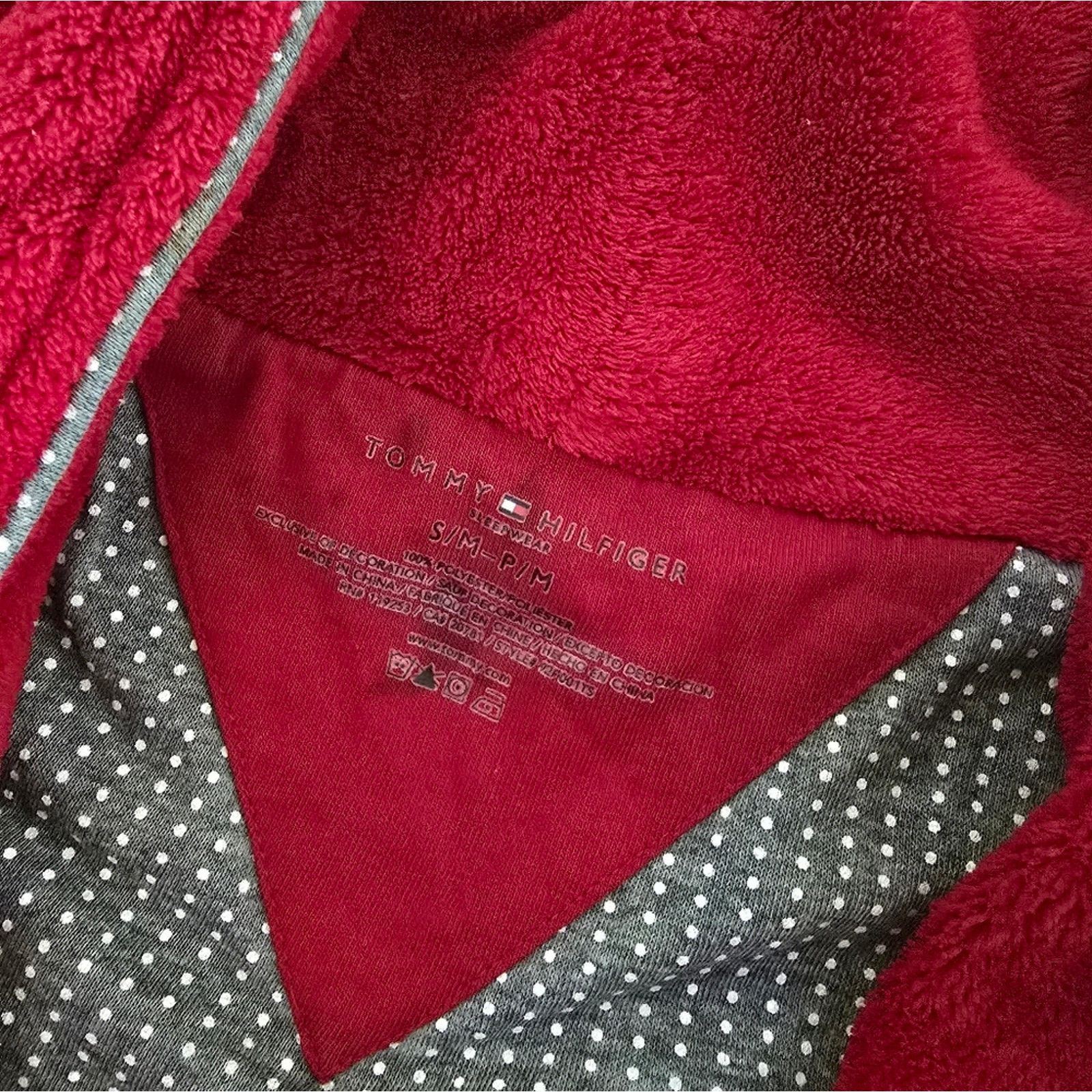 Tommy Hilfiger Red Plush | TOMMY HILFIGER | Long Sleeve Robe Size US M / EU 48-50 / 2 - 3 Thumbnail
