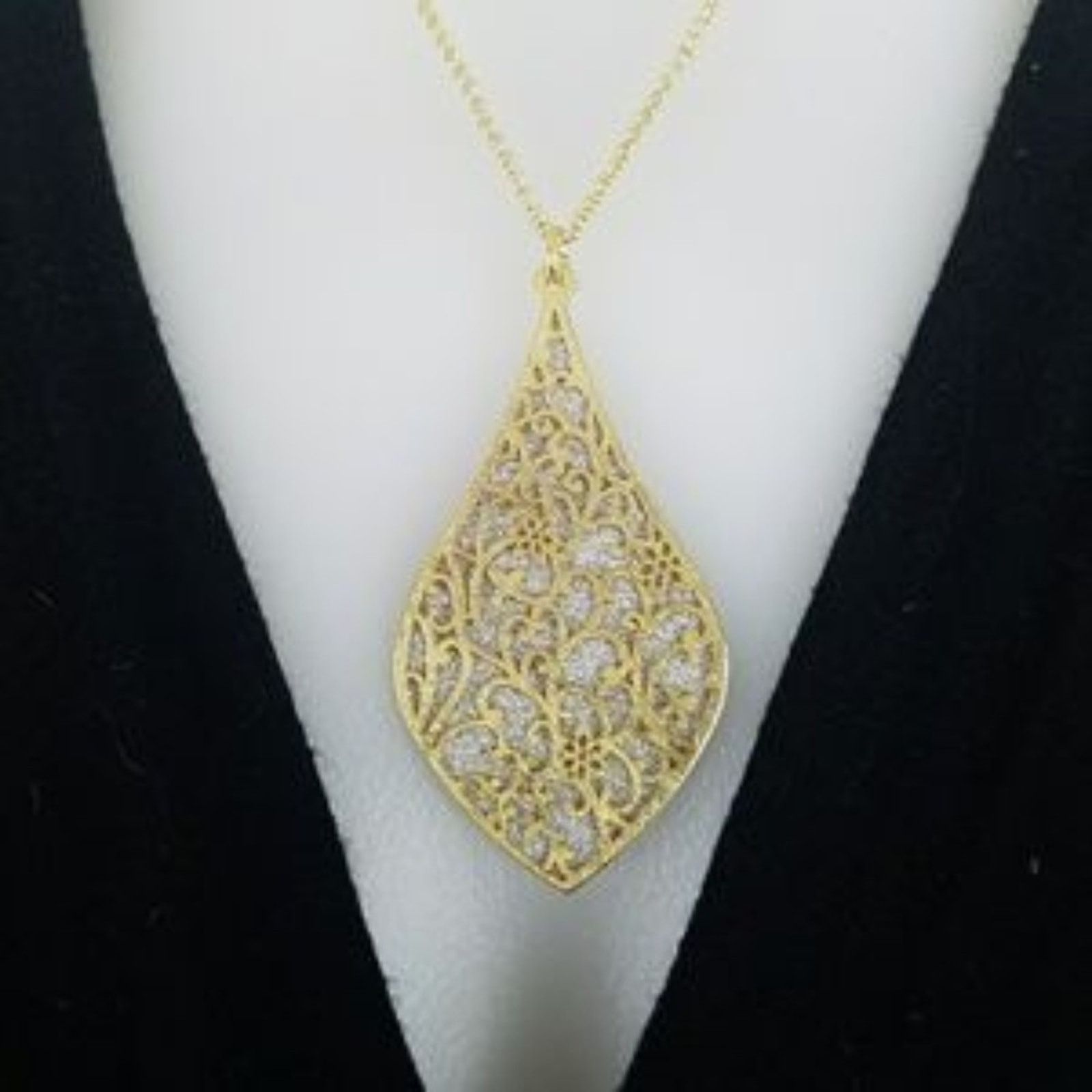 Other 18K Gold Plated Teardrop Glitter Pendant Necklace Size ONE SIZE - 2 Thumbnail