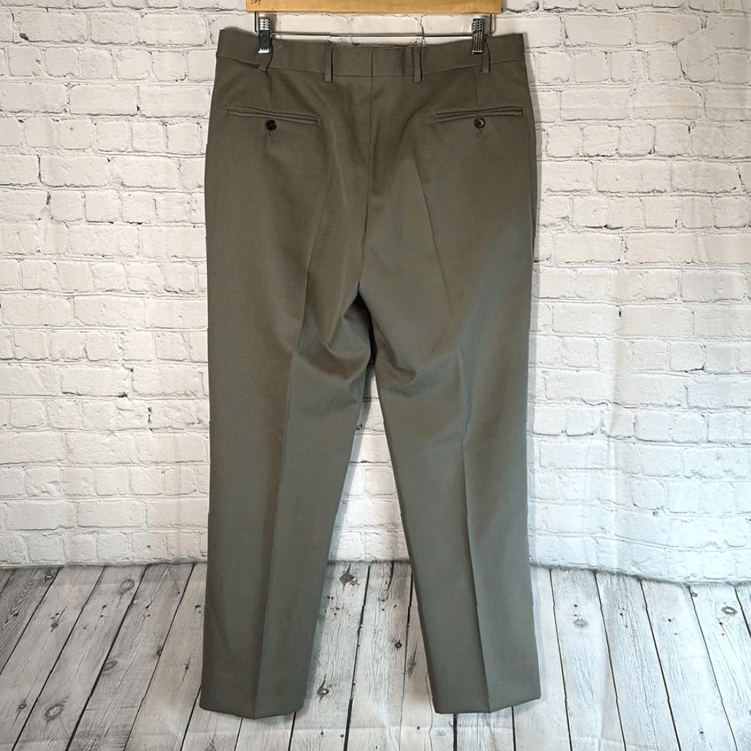 Brooks Brothers Brooks Brothers Mens Madison Fit 100% Wool Dress Pants Khaki W38 x L32 Chino Casual Dress Pants Mens Gray 36 Inches Inseam 30 Size US 36 / EU 52 - 4 Thumbnail