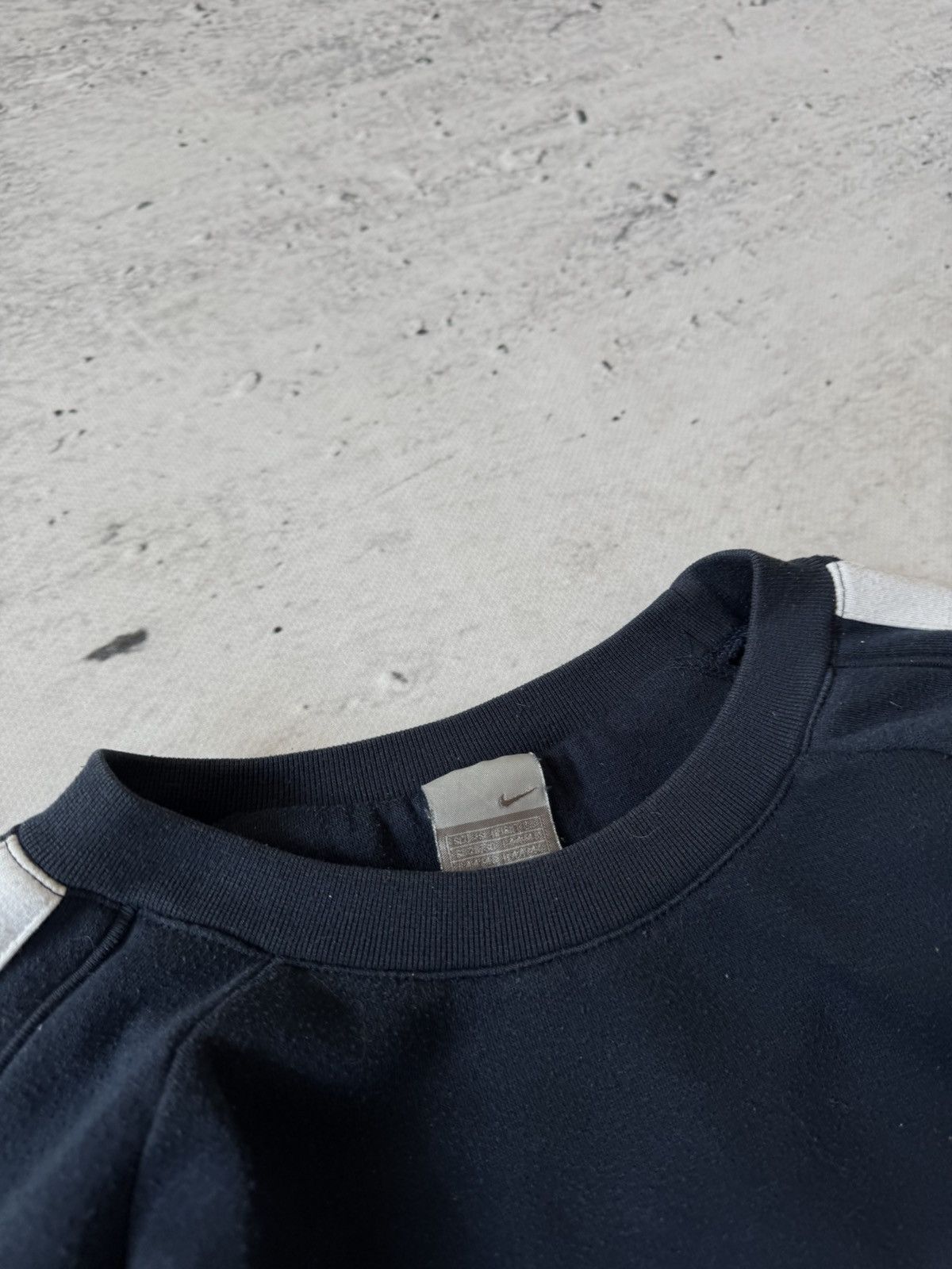 Nike × Vintage NIKE VINTAGE 00s y2k OVERSIZE BAGGY SWEATSHIRT CENTER LOGO Size US S / EU 44-46 / 1 - 4 Thumbnail