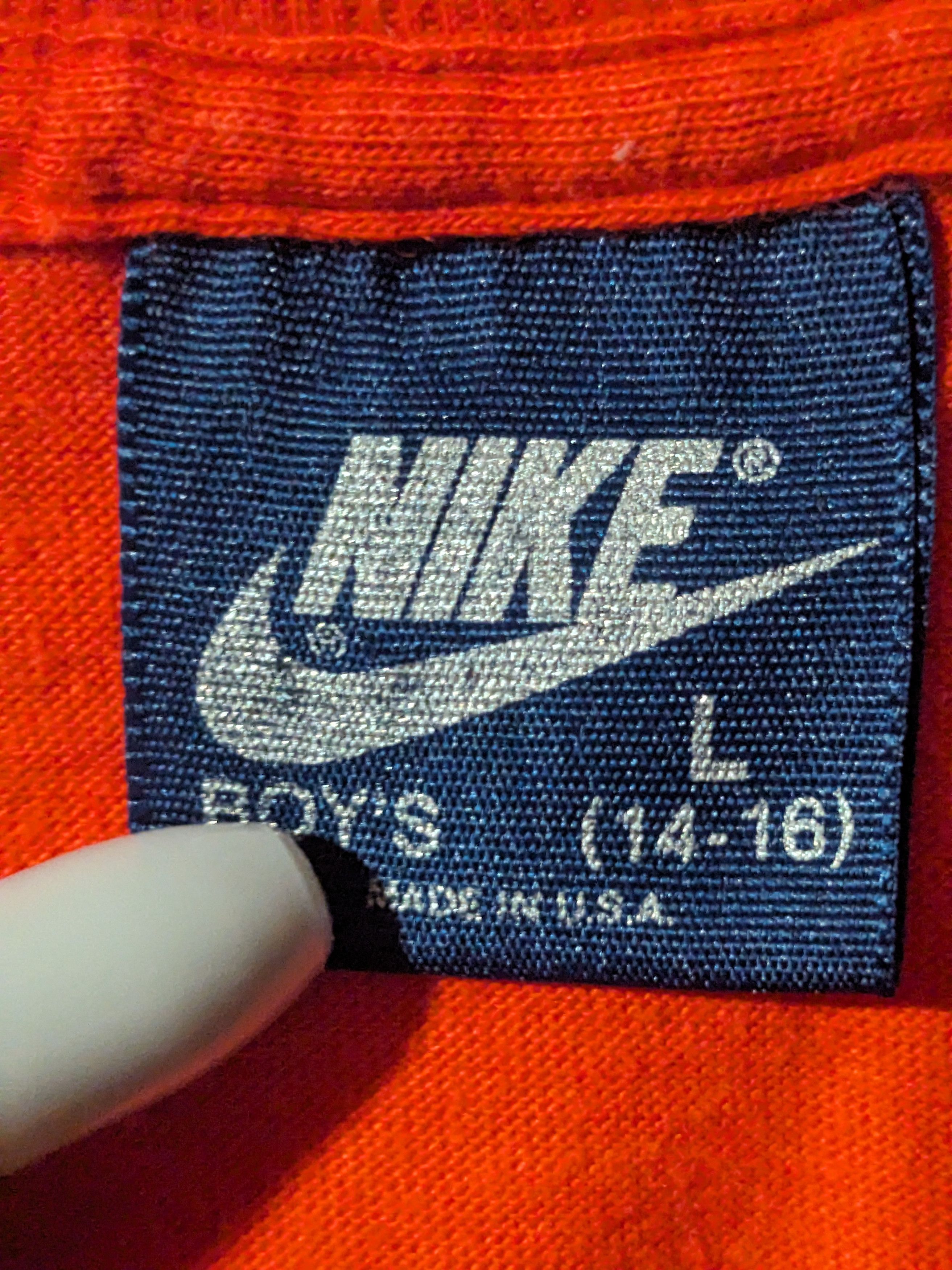 Nike × Vintage Vintage 80s Nike Spell Out Swoosh Red YOUTH Large T-Shirt Size US L / EU 52-54 / 3 - 3 Thumbnail