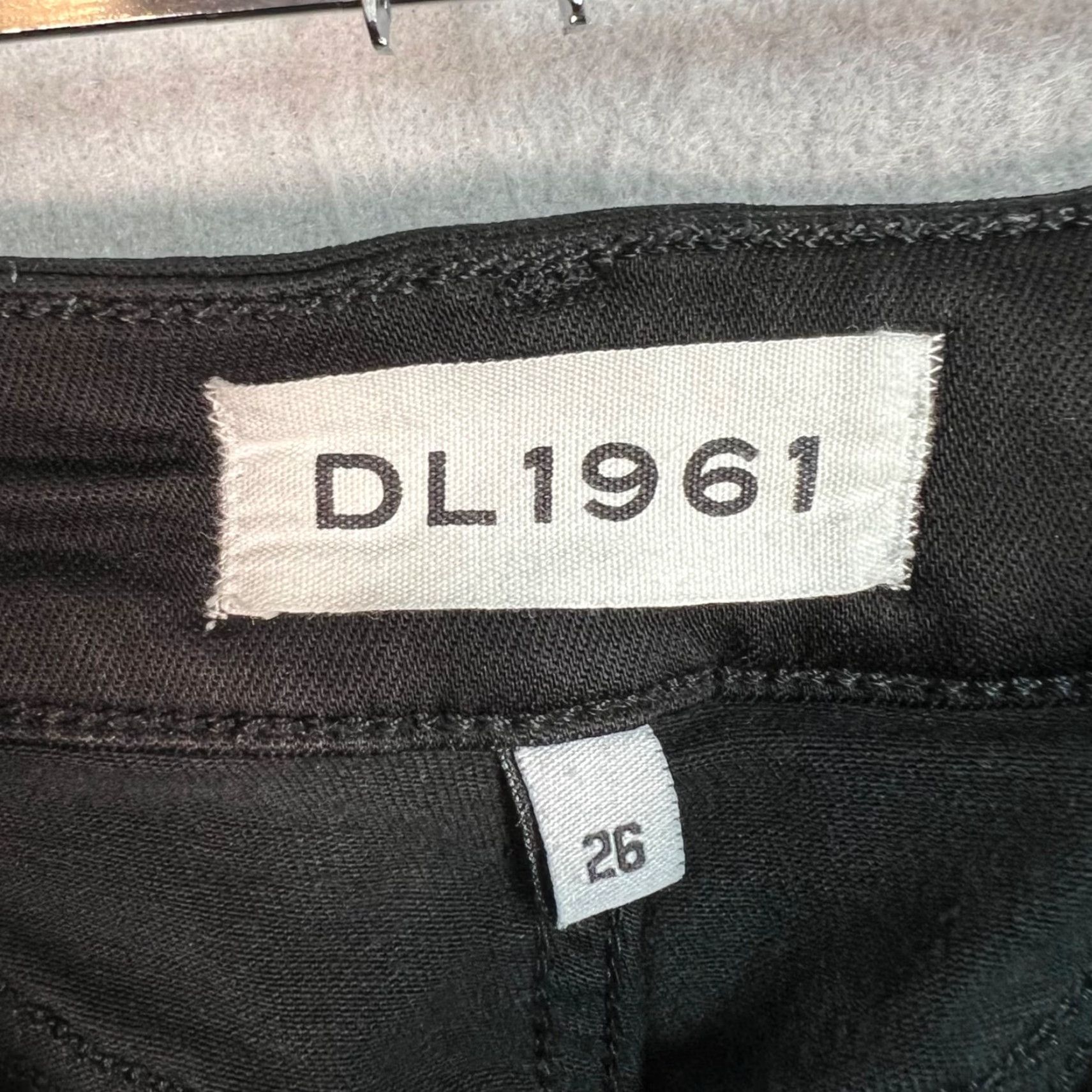 DL1961 DL1961 Margaux Instasculpt Ankle Skinny Jeans Black Raw Hem Size 26 Womens Jeans Size 26" / US 2 / IT 38 - 3 Thumbnail
