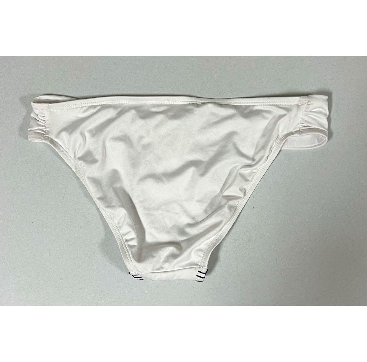 Lucky Brand White Navy Blue Floral Bikini Bottoms Size S 🤍✨