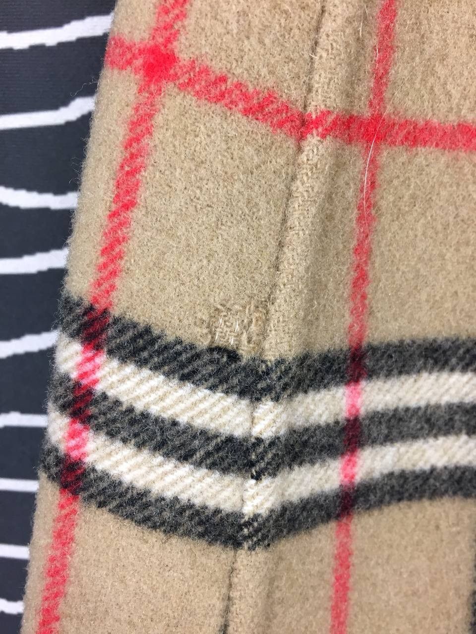Burberry Vtg Burberry Nova Check Wool Blend Wrap Skirt Size M Size 24" / US 00 / IT 34 - 17 Thumbnail