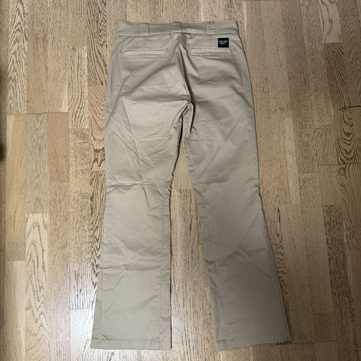 Gallery Dept. Gallery dept chino flare Size US 32 / EU 48 - 2 Thumbnail