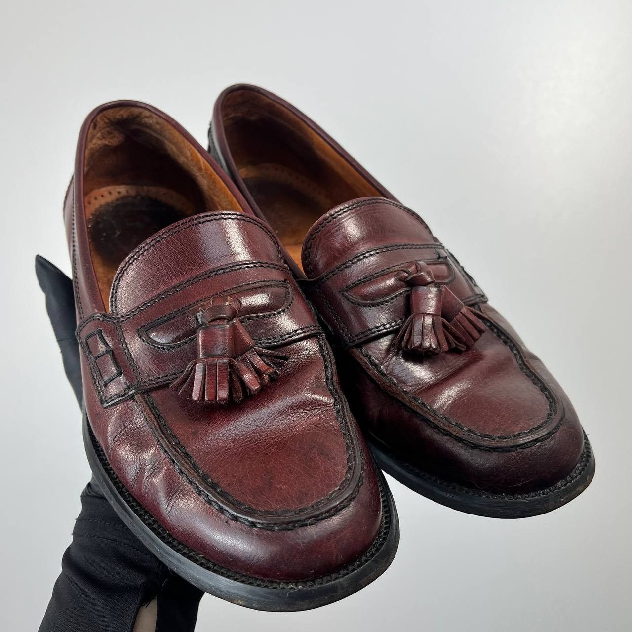 Russell & Bromley Russell And Bromley Tassel Loafers Burgundy Leather 41.5 Size US 7.5 / EU 40-41 - 1 Thumbnail