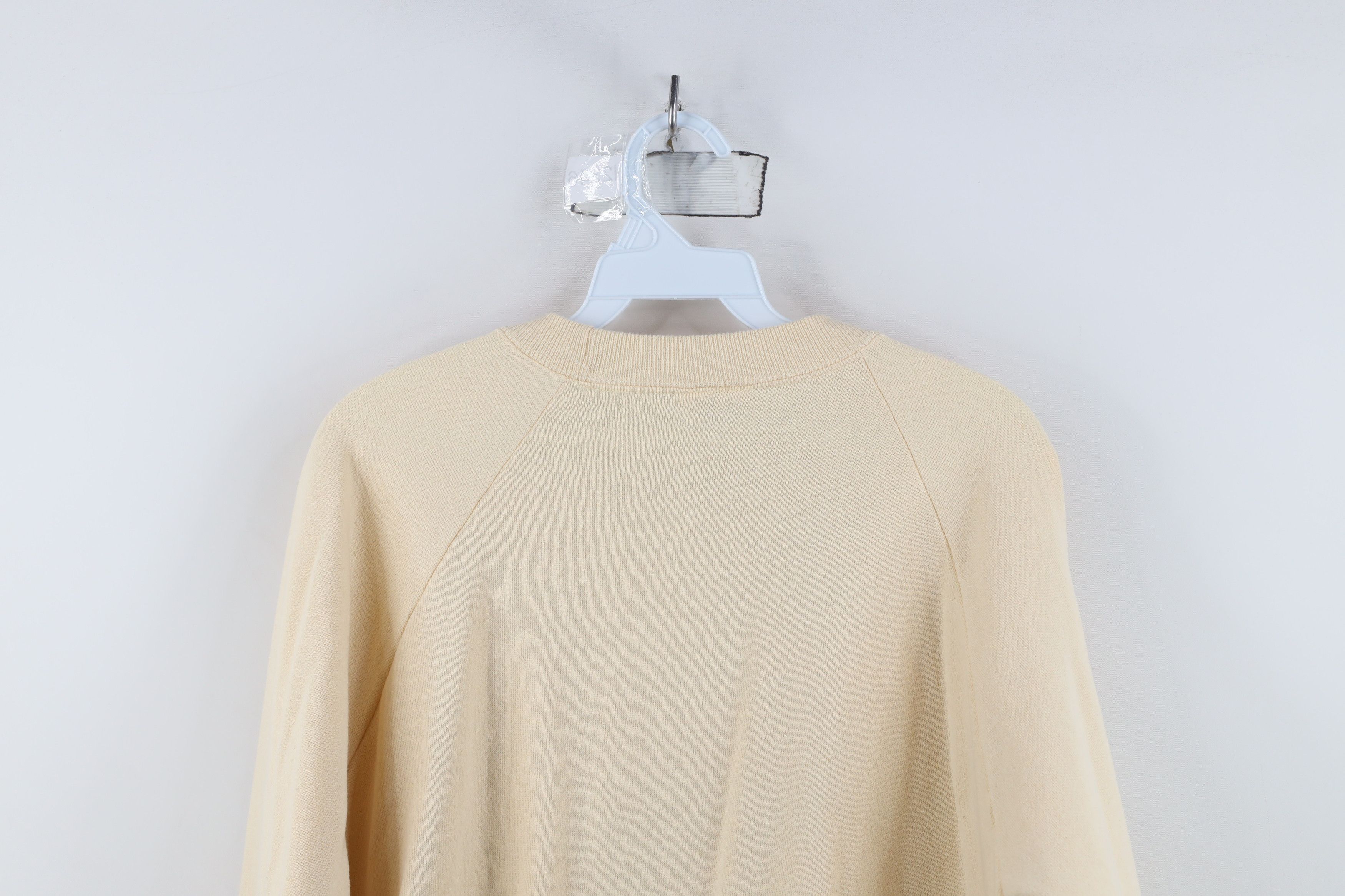 Vintage Vintage 90s Streetwear Blank Crewneck Sweatshirt Beige USA Size L / US 10 / IT 46 - 13 Thumbnail