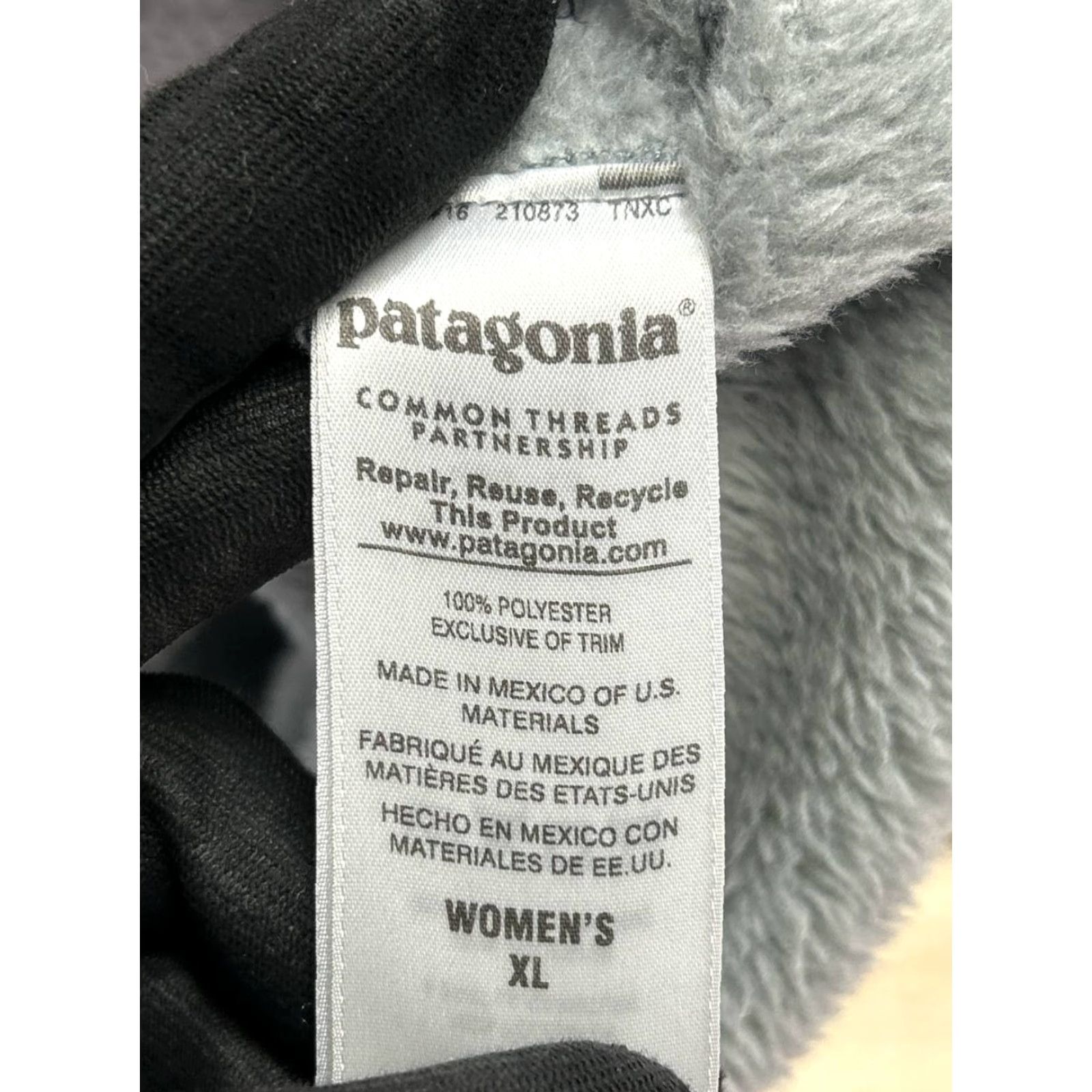 Patagonia Patagonia Snap-T Re-Tool Gray Purple Fleece Jacket Women's XS Regular Gray Solid Logo Outdoor 90s? Size S / US 4 / IT 40 - 4 Thumbnail