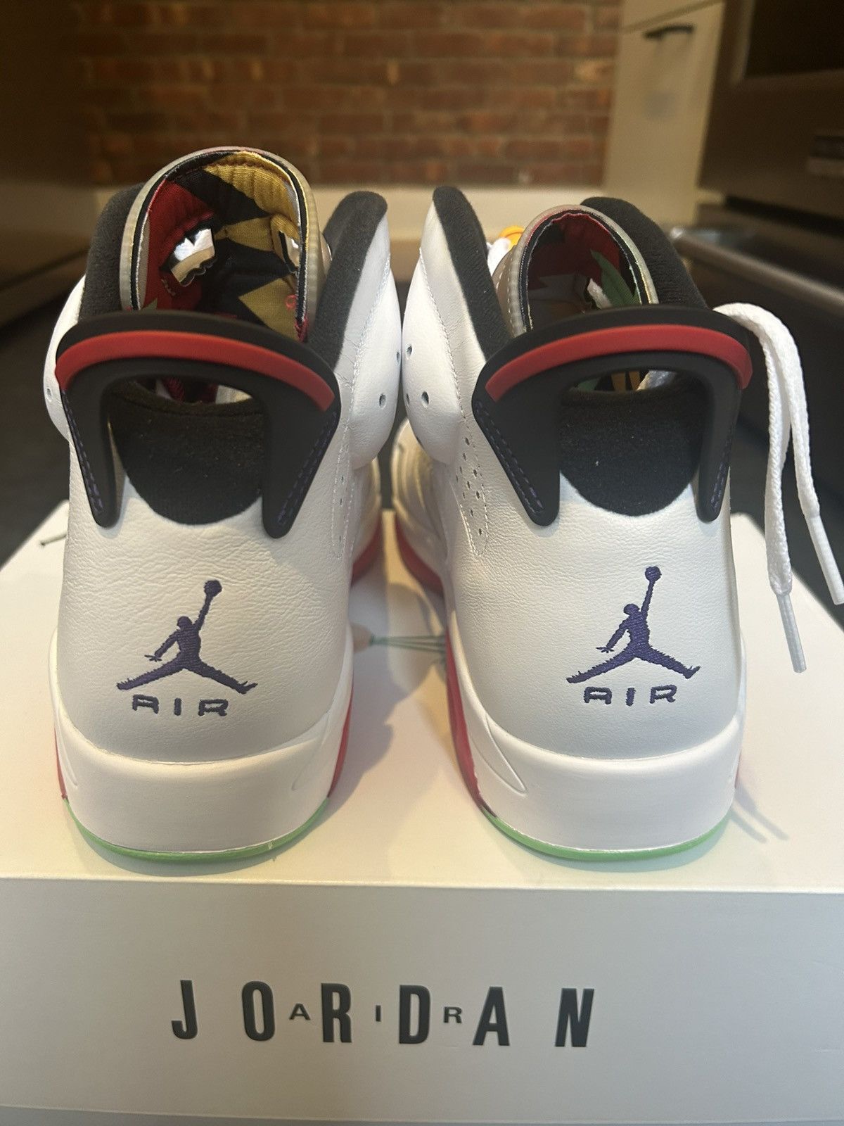 Jordan Brand AIR JORDAN 6 RETRO Size US 10.5 / EU 43-44 - 2 Thumbnail