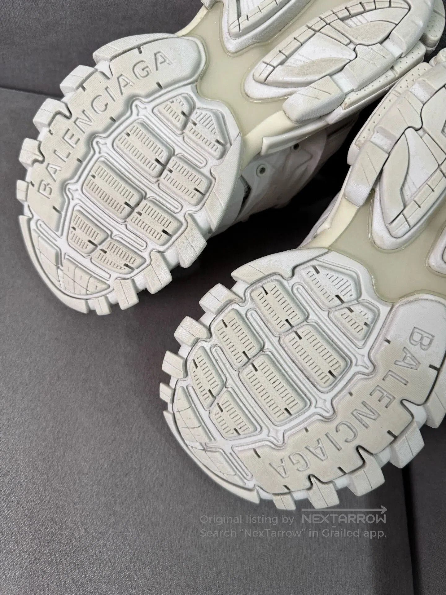 Balenciaga Balenciaga Track Sneakers Size 35 White. Size US 5 / IT 35 - 7 Thumbnail