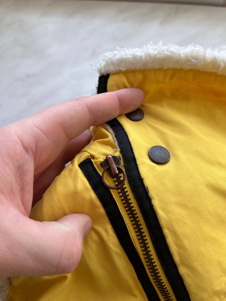 Diesel Vintage DIESEL Archive Avantgarde Y2K Vest Faux Fur Jacket Size M / US 6-8 / IT 42-44 - 11 Thumbnail