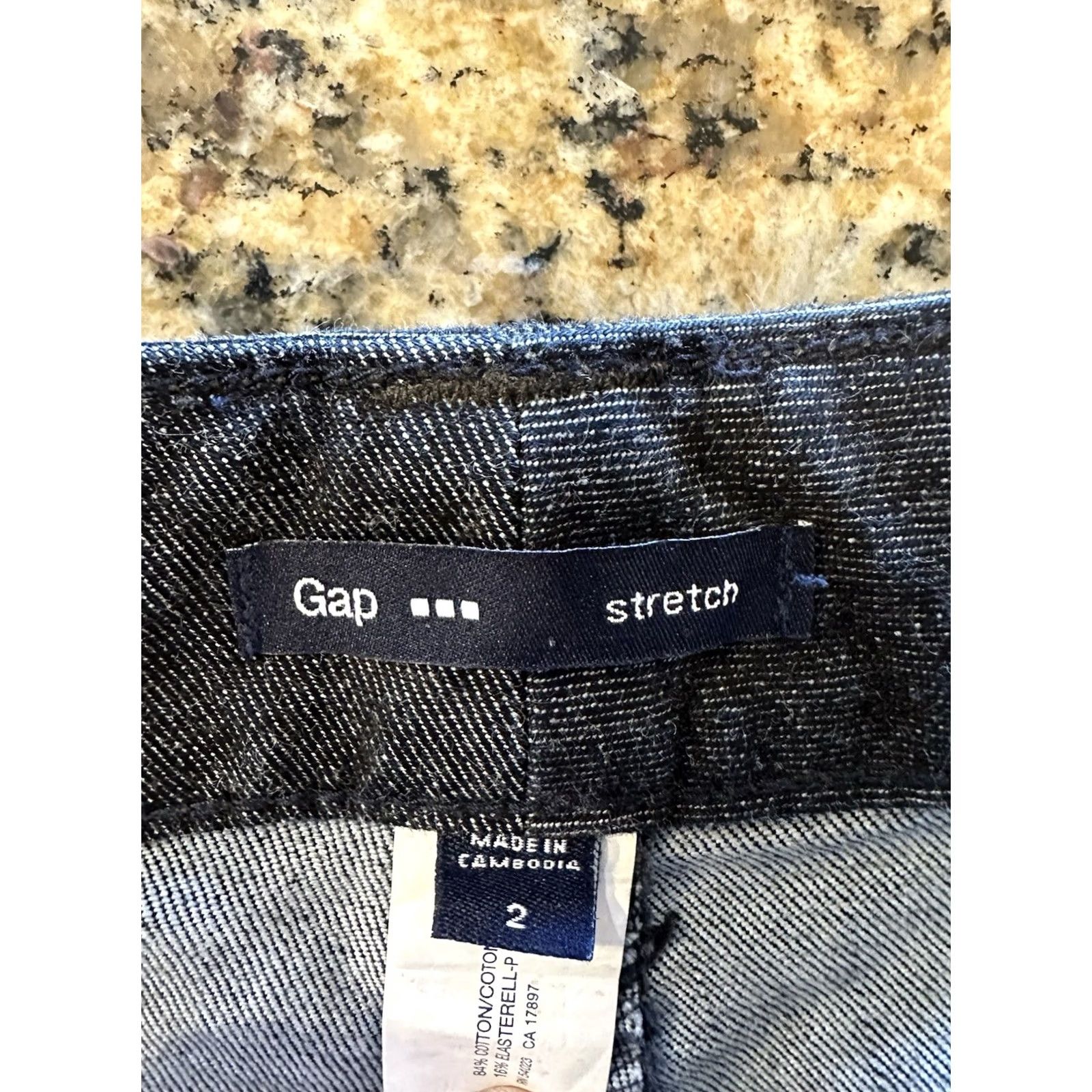 Gap VINTAGE Gap Pants Chambray Flare Leg Size 2 100% Cotton Low Rise Womens Blue Size 26" / US 2 / IT 38 - 3 Thumbnail