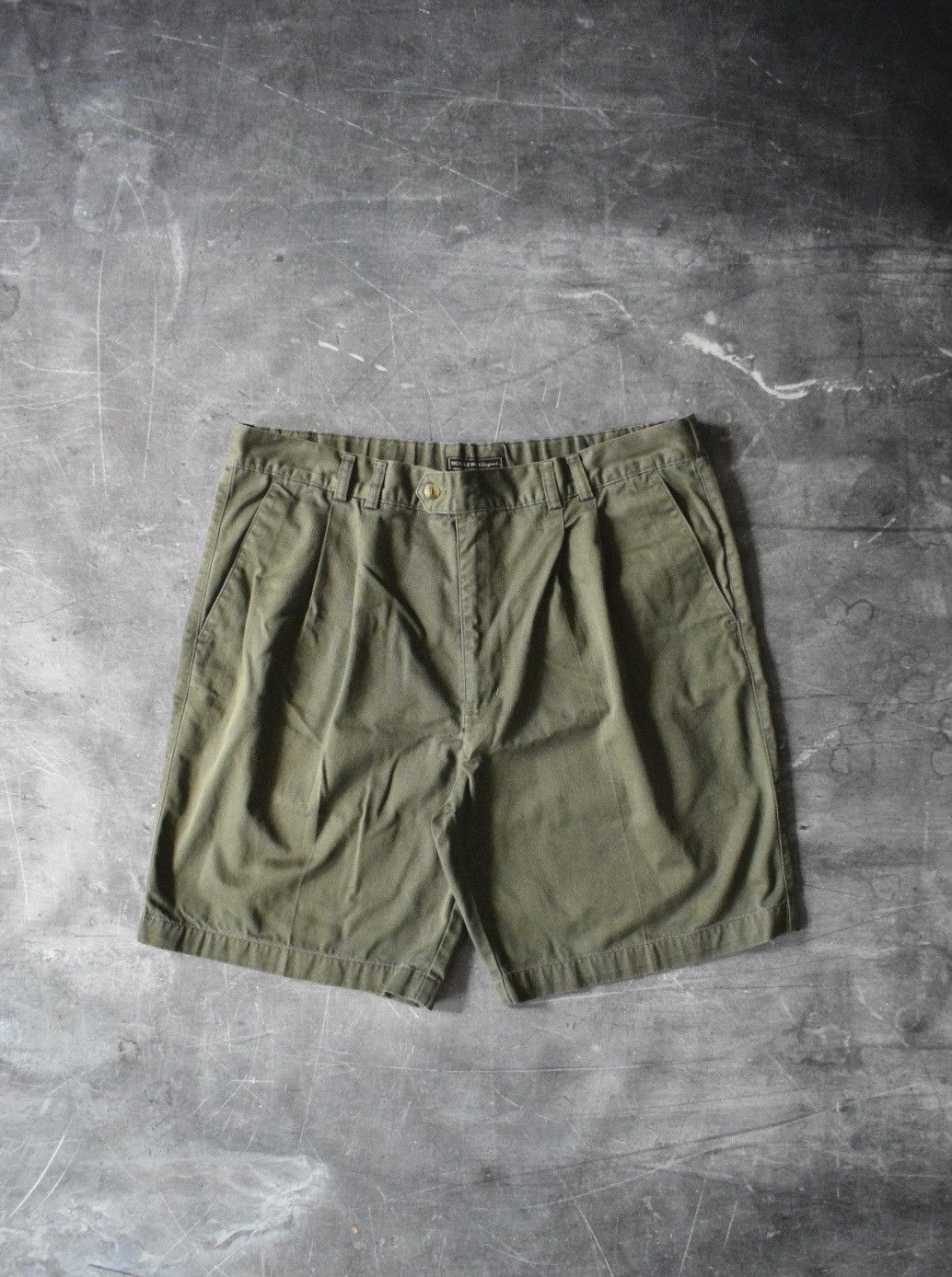 Bugle Boy Vintage 90s Bugle Boy Pleated Shorts (36) Size US 36 / EU 52 - 1 Thumbnail