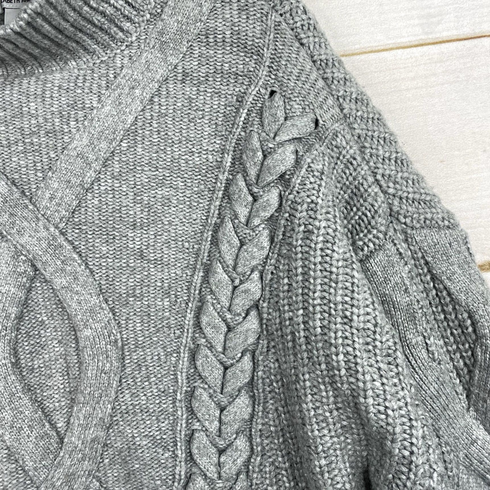 Elizabeth and James Elizabeth and James Sweater Womens L Gray Cable-Knit Mock Neck Cropped Boxy Pullover Crew Neck Casual Boho City Classic Size L / US 10 / IT 46 - 2 Thumbnail