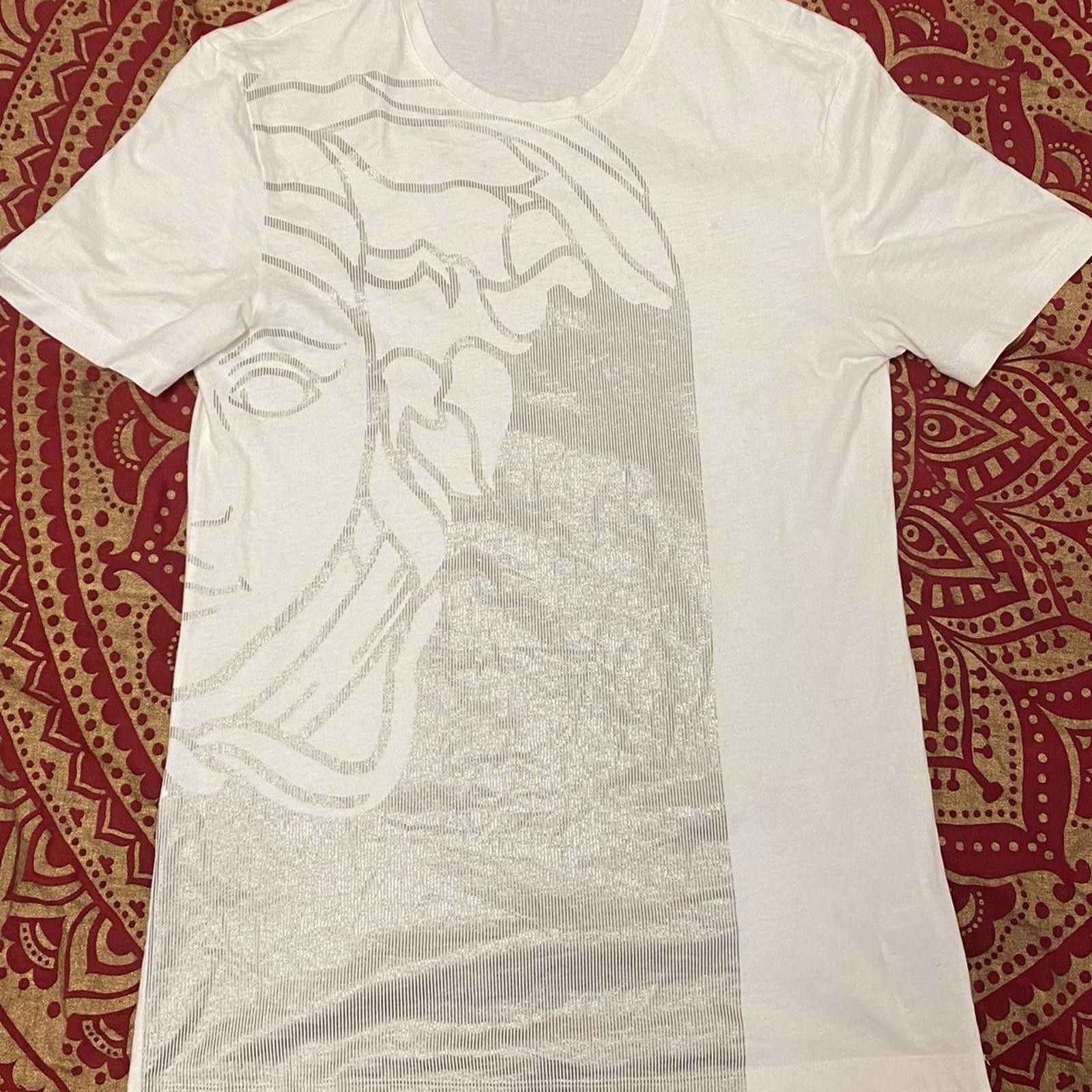 Versace Versace White Graphic Print T-Shirt XS Size US S / EU 44-46 / 1 - 1 Thumbnail