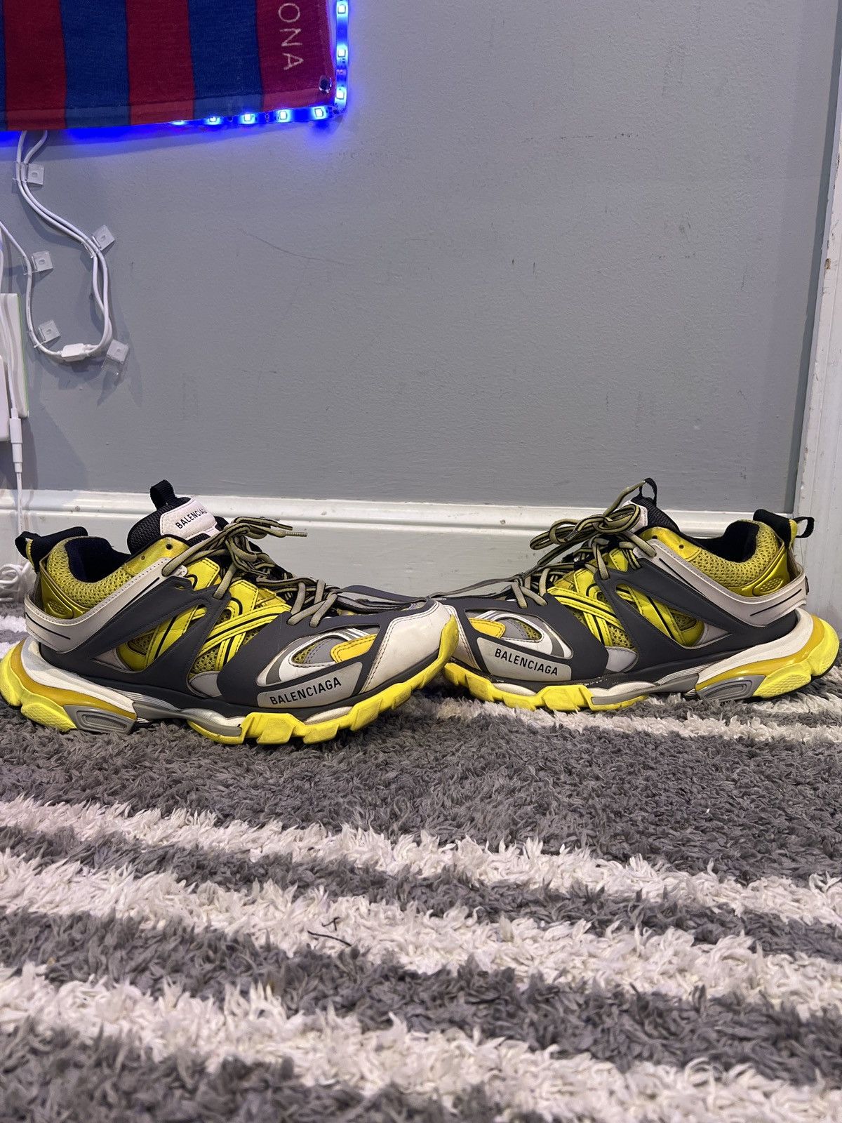 Balenciaga track jaune sales