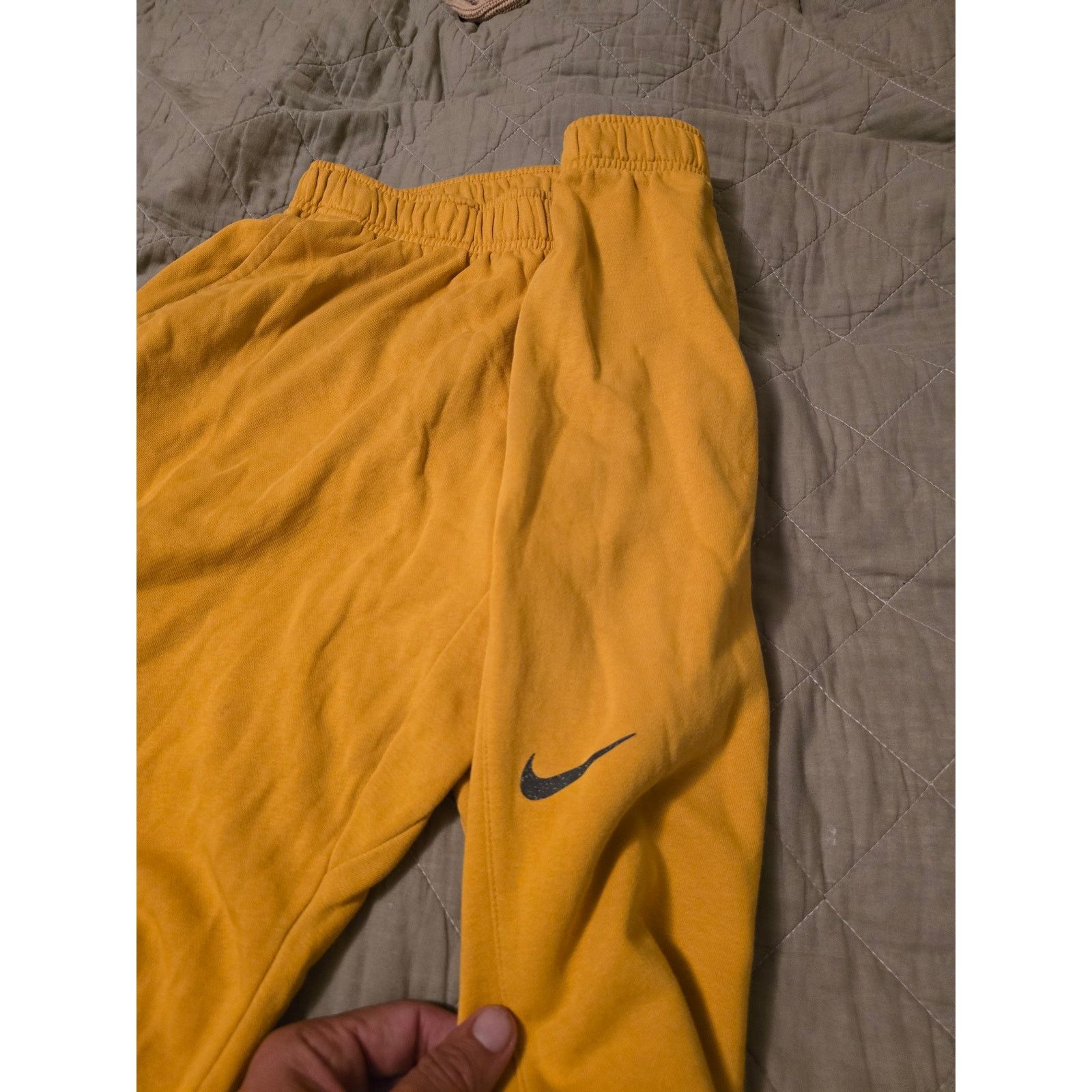 Nike Nike yoga pants -Large Size US 34 / EU 50 - 2 Thumbnail