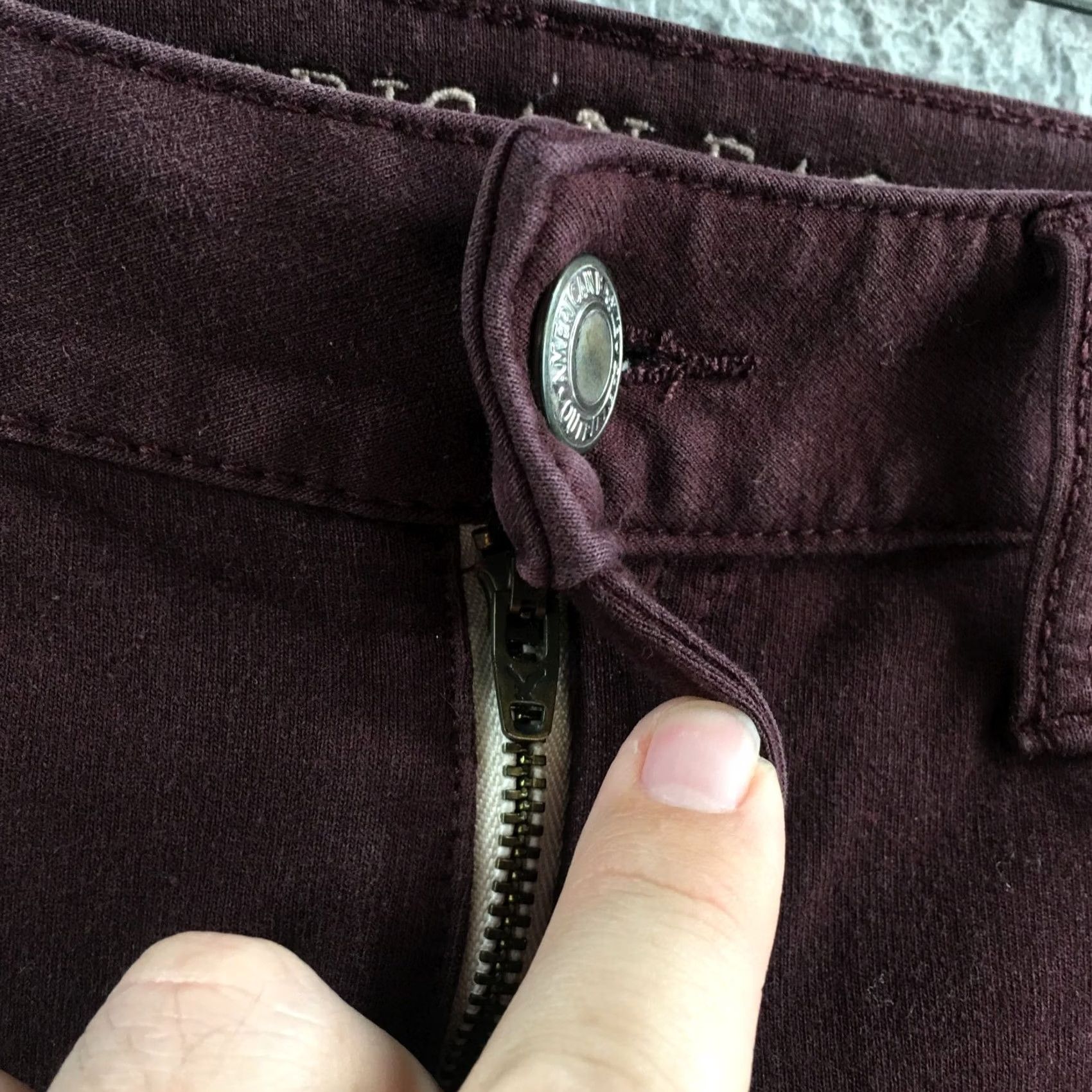 American Eagle Outfitters American Eagle Outfitters Jegging Pants Womens 4 Burgundy Cotton Blend Zip Fly Skinny Pants Boys Womens? Size 27" / US 4 / IT 40 - 5 Thumbnail