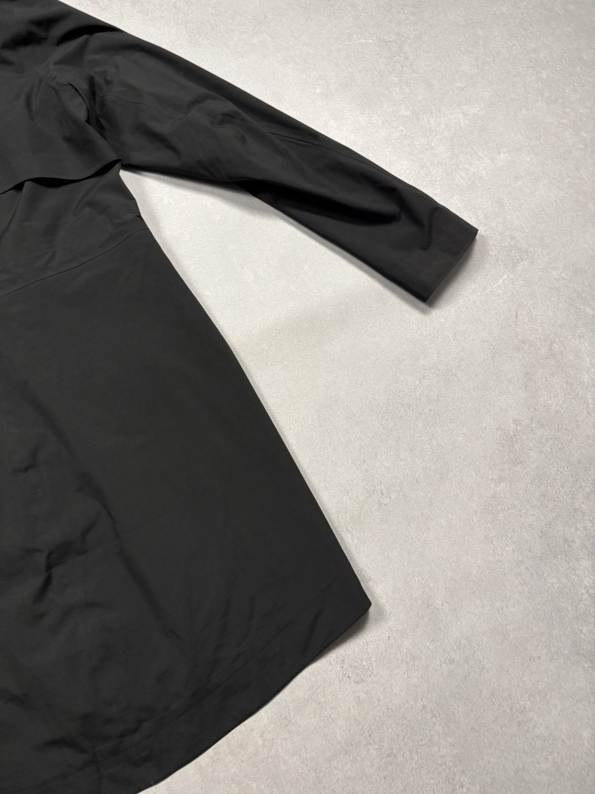 Lululemon Lululemon Black Hooded Jacket Lightweight Technical Coat Size S / US 4 / IT 40 - 12 Thumbnail