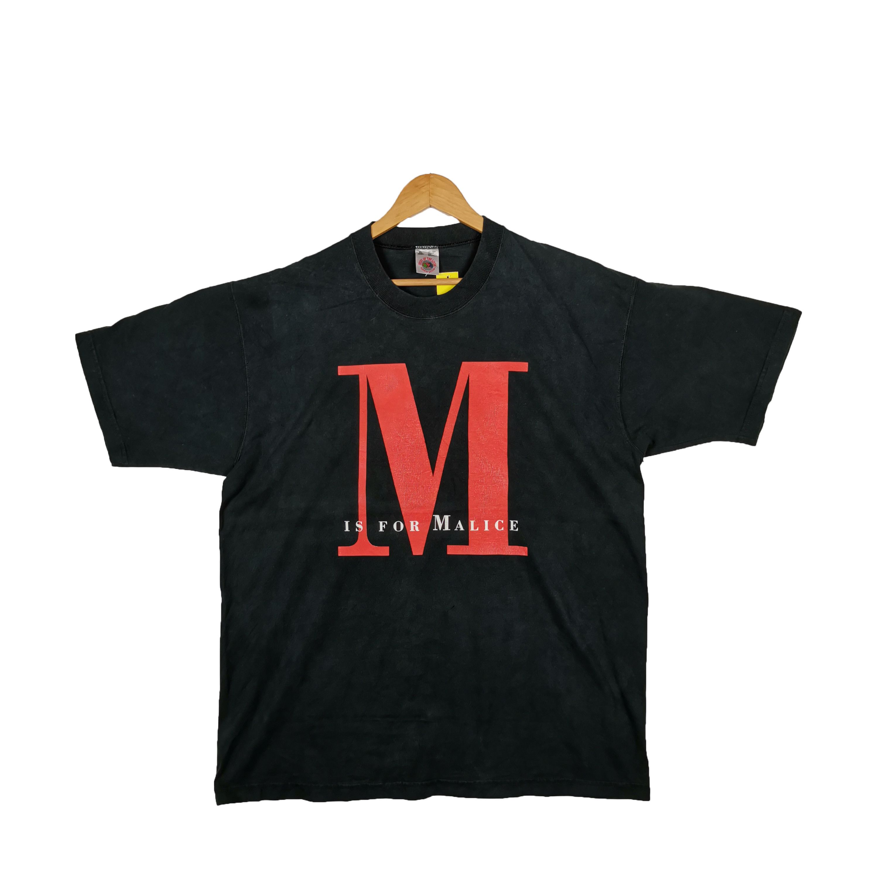 Vintage Vintage 'M' for Malice T-Shirt Novelty by Sue Grafton Tees Size US XL / EU 56 / 4 - 1 Thumbnail