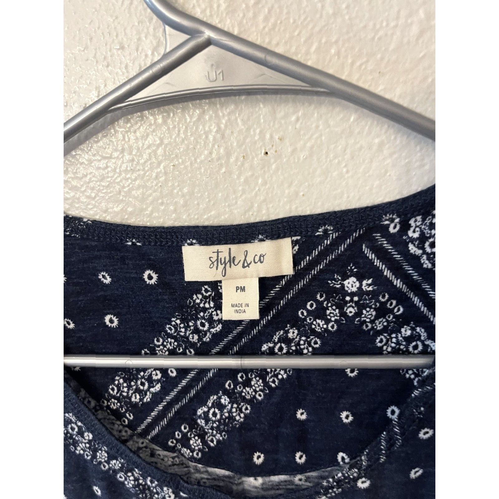 Levi's Levi’s Women’s PM Navy Blue Sleeveless Tank Top Bandana Print Cotton Blend Size M / US 6-8 / IT 42-44 - 2 Thumbnail