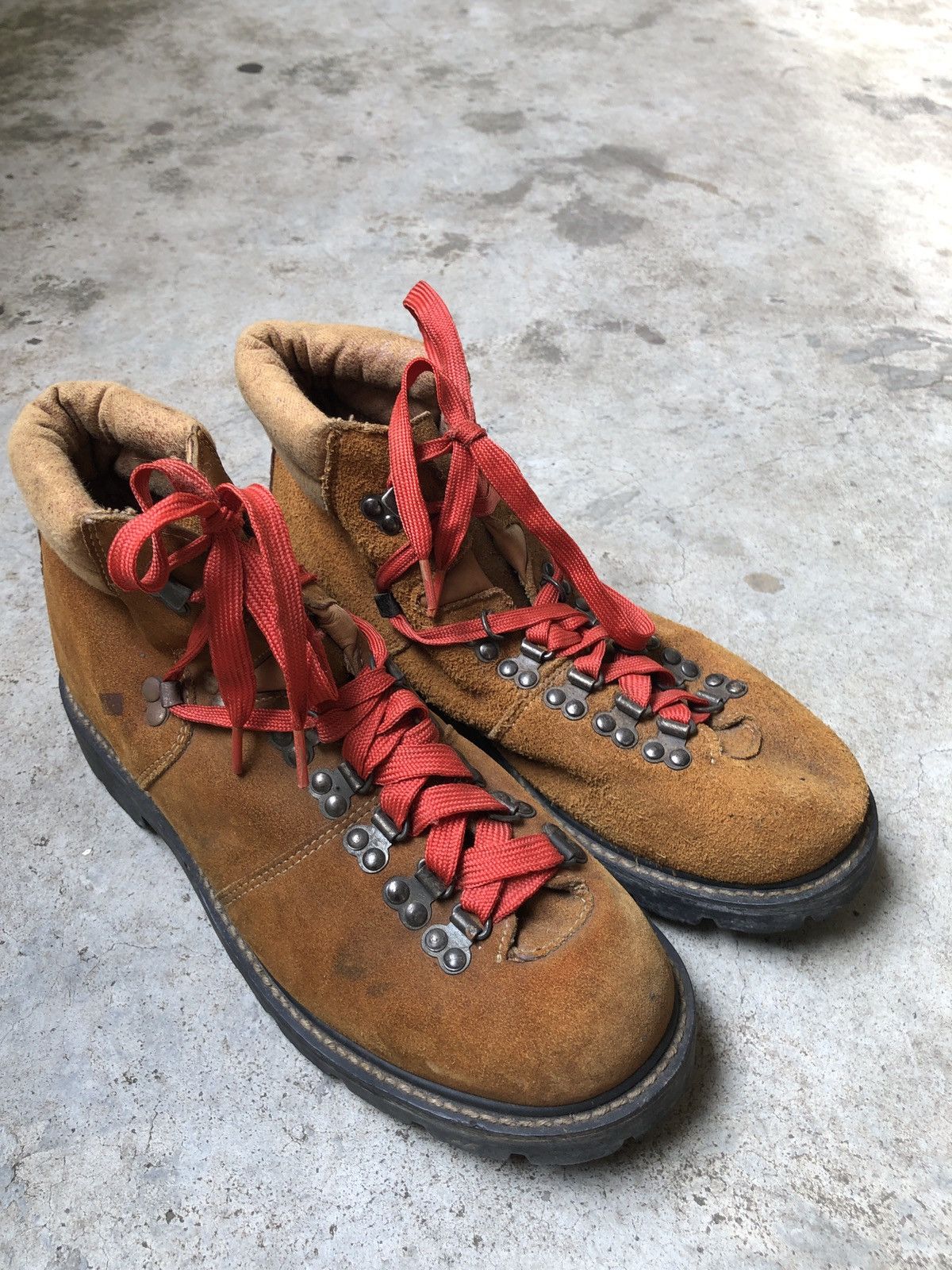 Vintage VINTAGE MONTBLANC SUEDE HIKING BOOTS Size US 10.5 / EU 43-44 - 1 Thumbnail