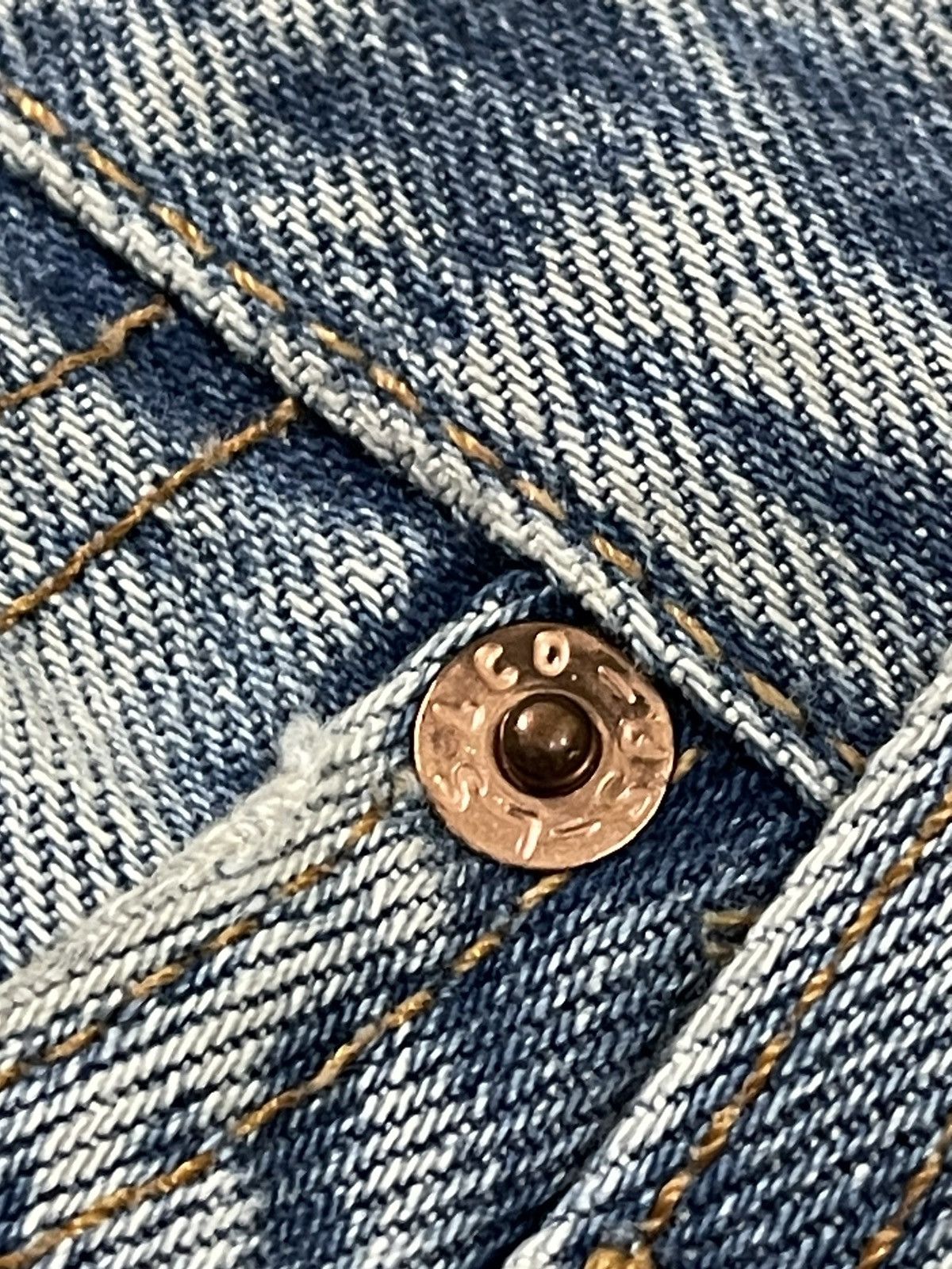 Levi's Vintage Clothing Vintage 00s Levis 501 Denim Shorts / Vintage Levis 501 Size US 34 / EU 50 - 7 Thumbnail