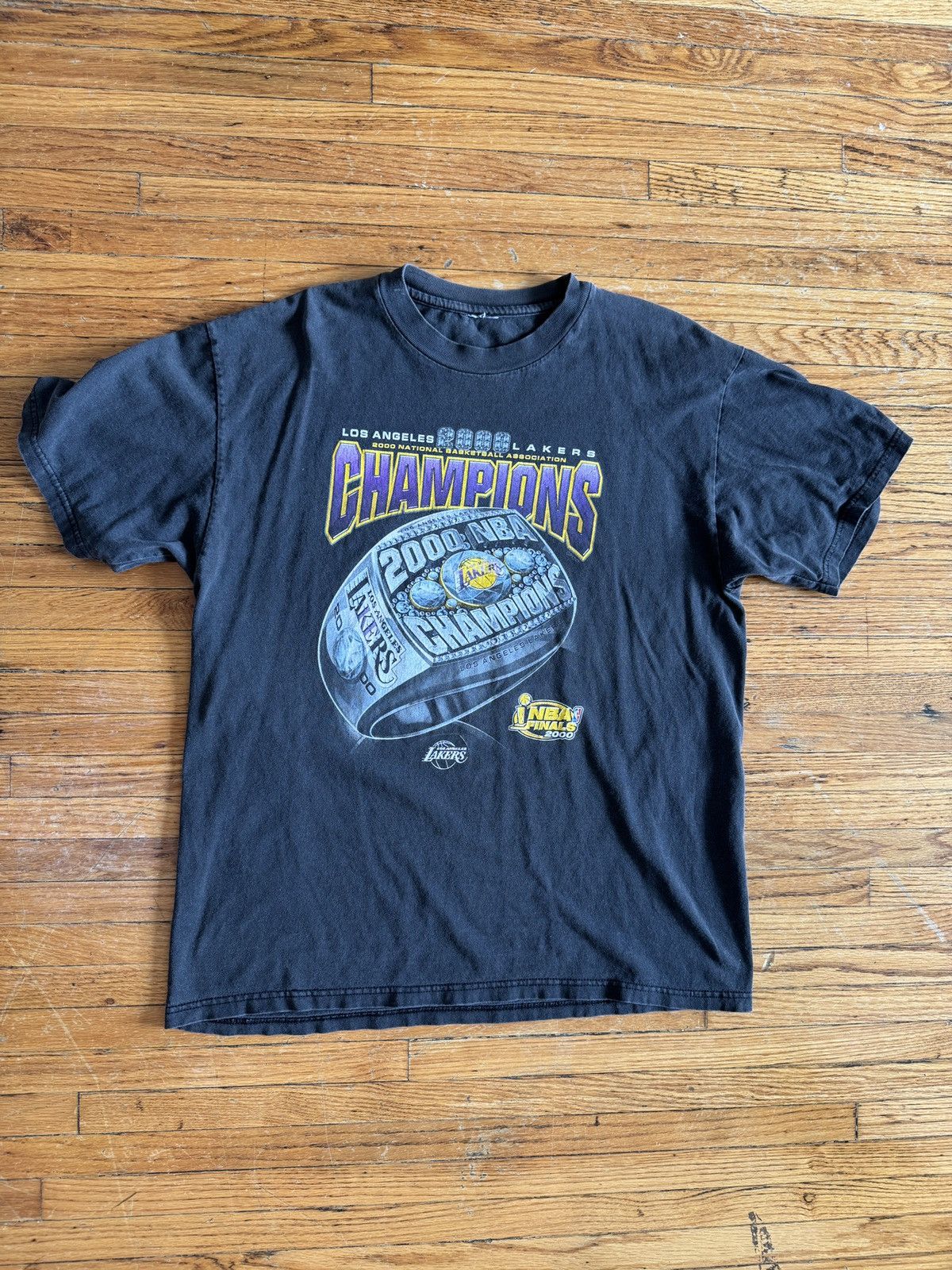 NBA Vintage Lakers Championship Shirt Size US L / EU 52-54 / 3 - 1 Thumbnail